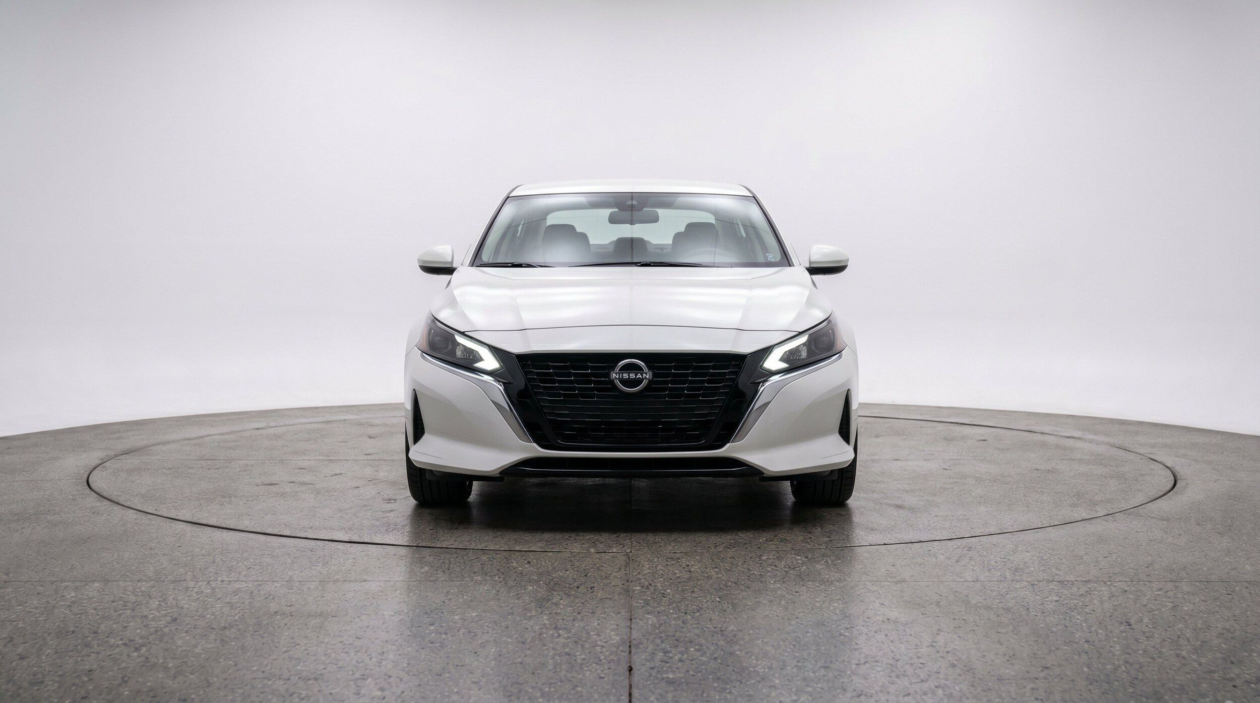 Thumbnail: 2025 Nissan Altima - 2