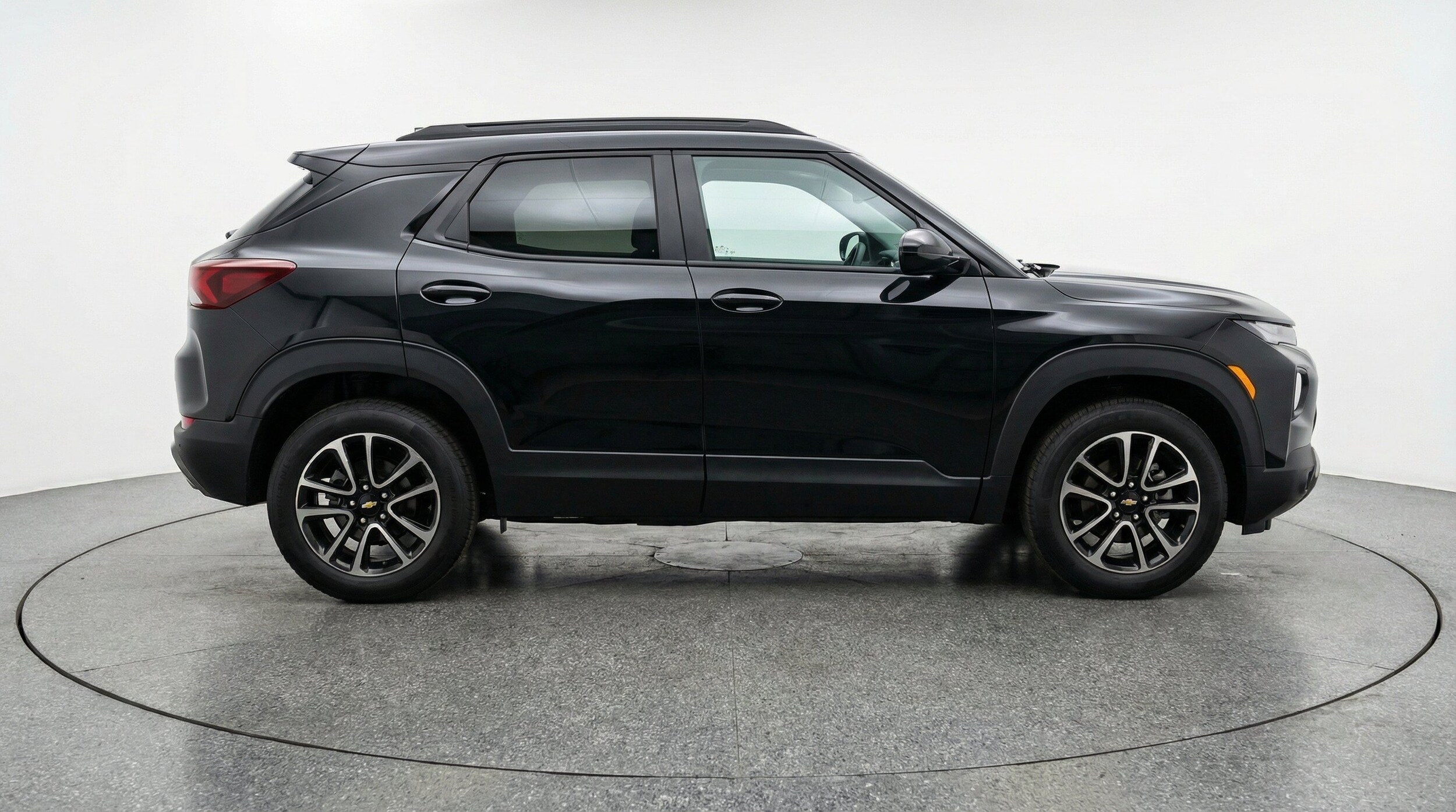 Thumbnail: 2025 Chevrolet TrailBlazer - 11