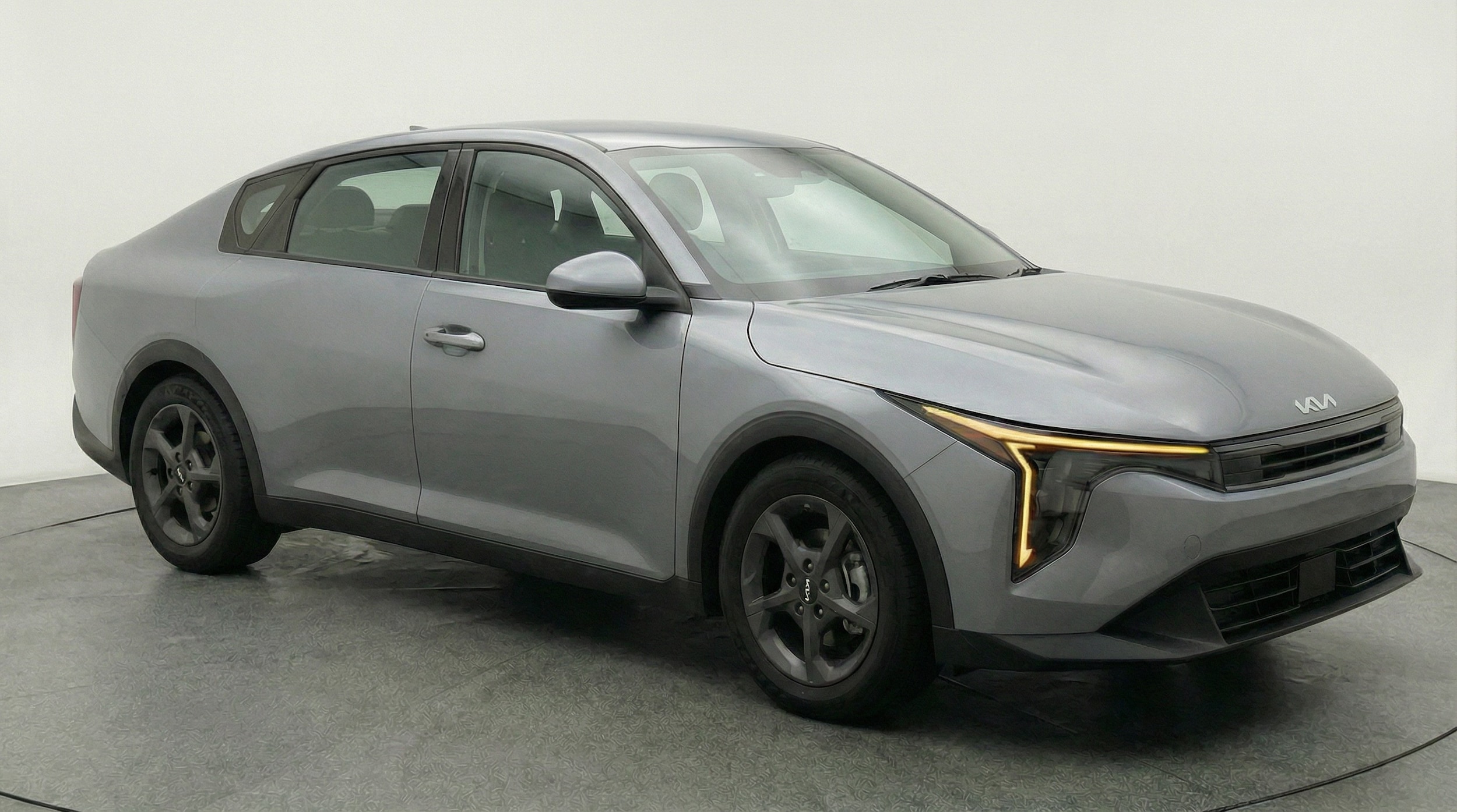 Thumbnail: 2025 Kia K4 - 1