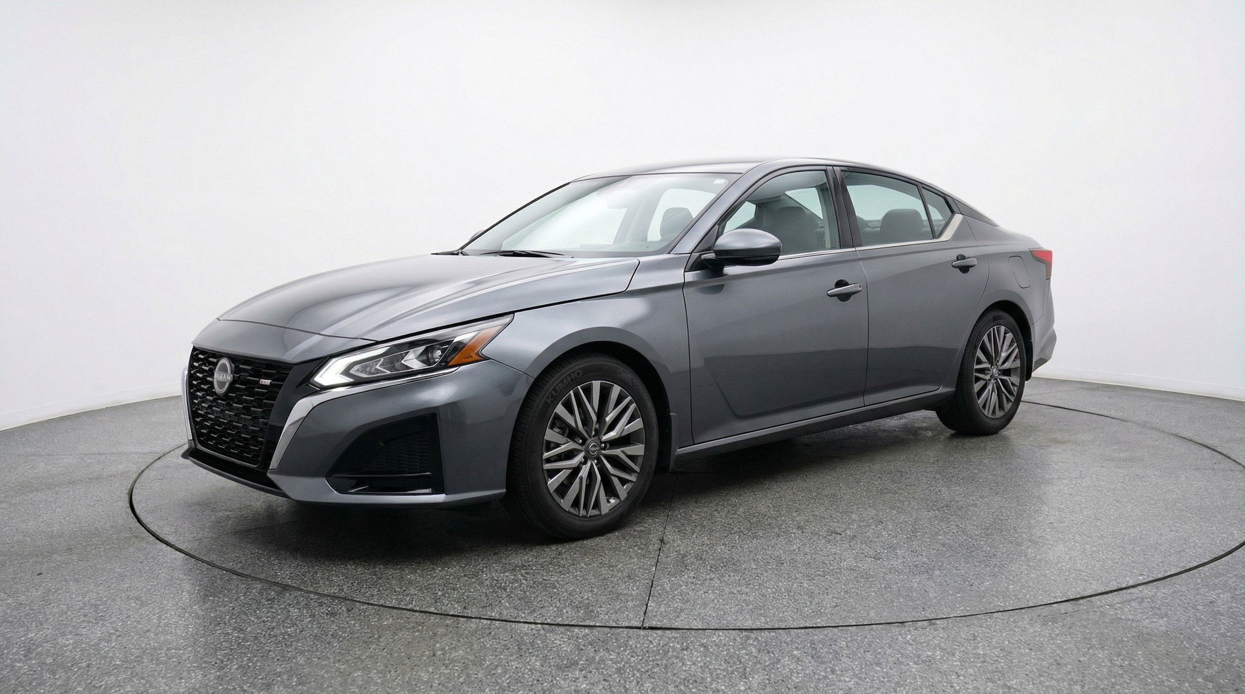 Thumbnail: 2025 Nissan Altima - 3