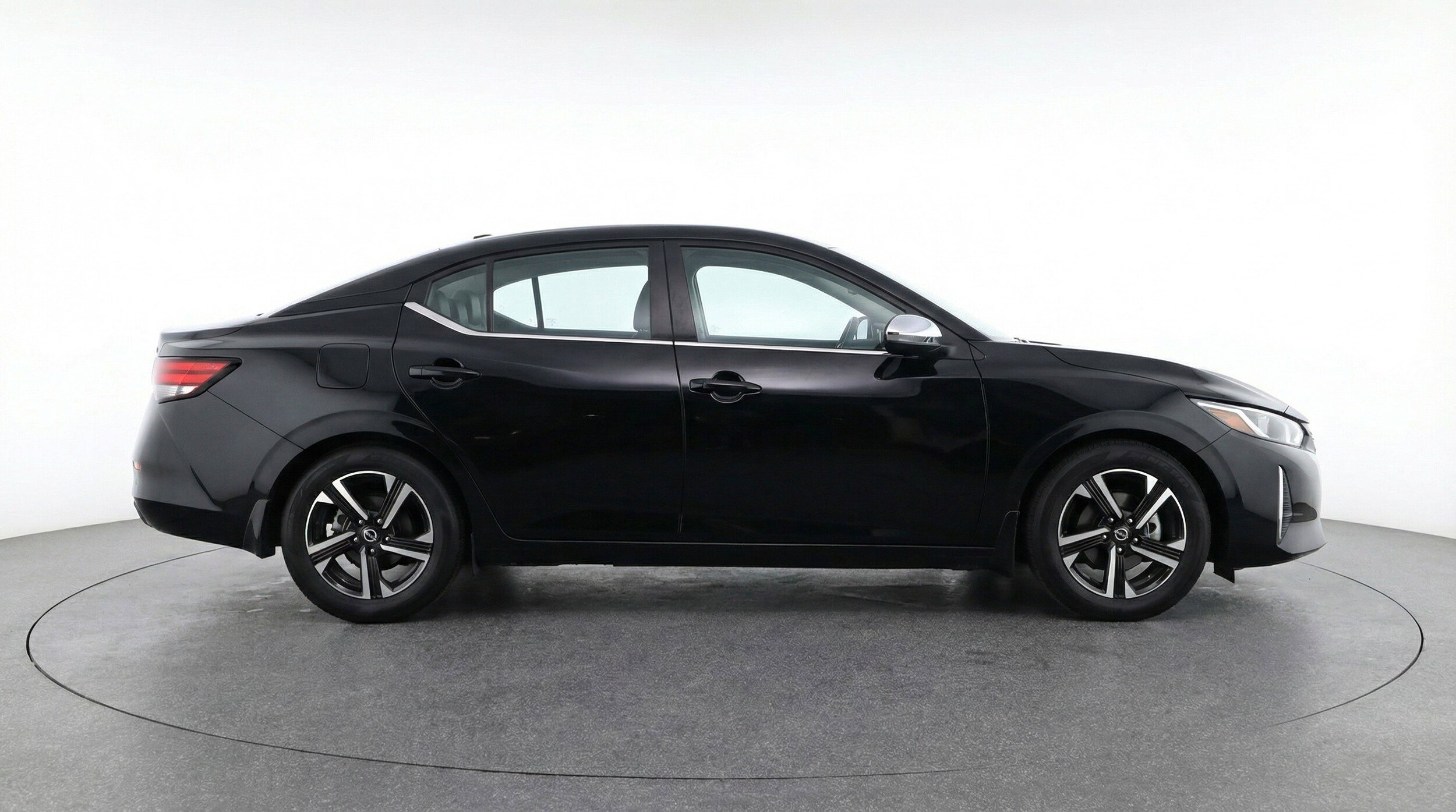 Thumbnail: 2025 Nissan Sentra - 11