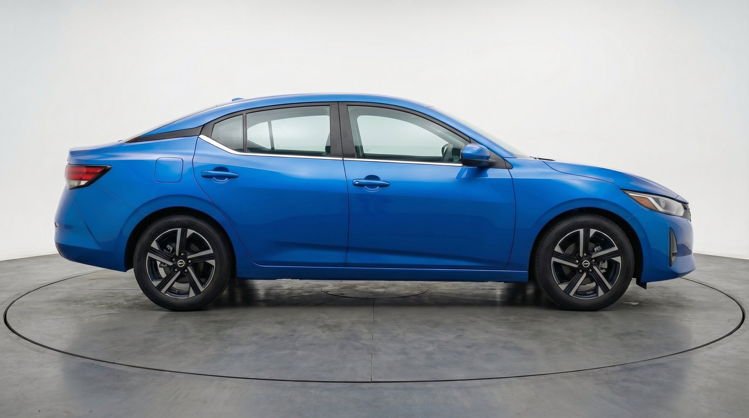 Thumbnail: 2025 Nissan Sentra - 11