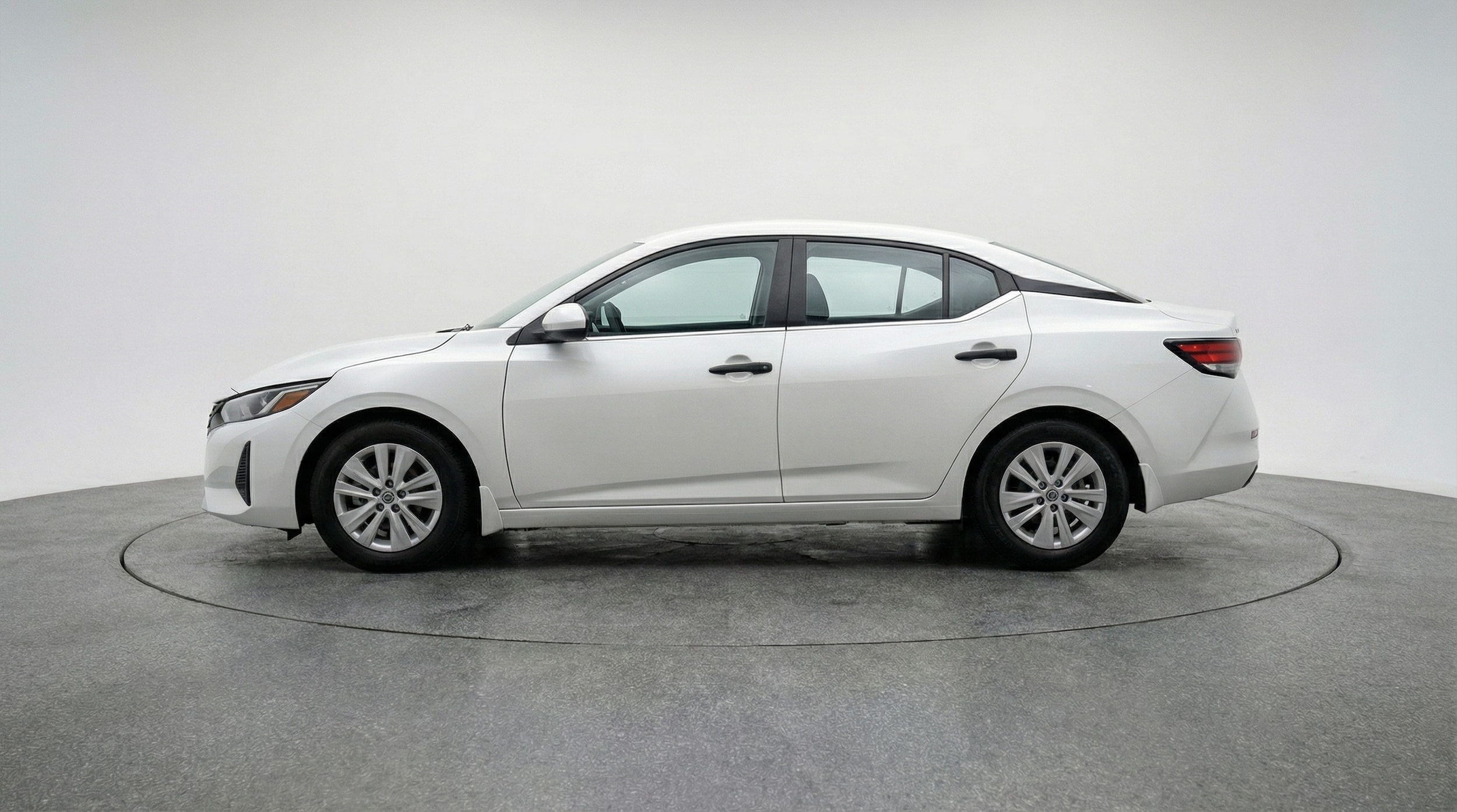 Thumbnail: 2025 Nissan Sentra - 4