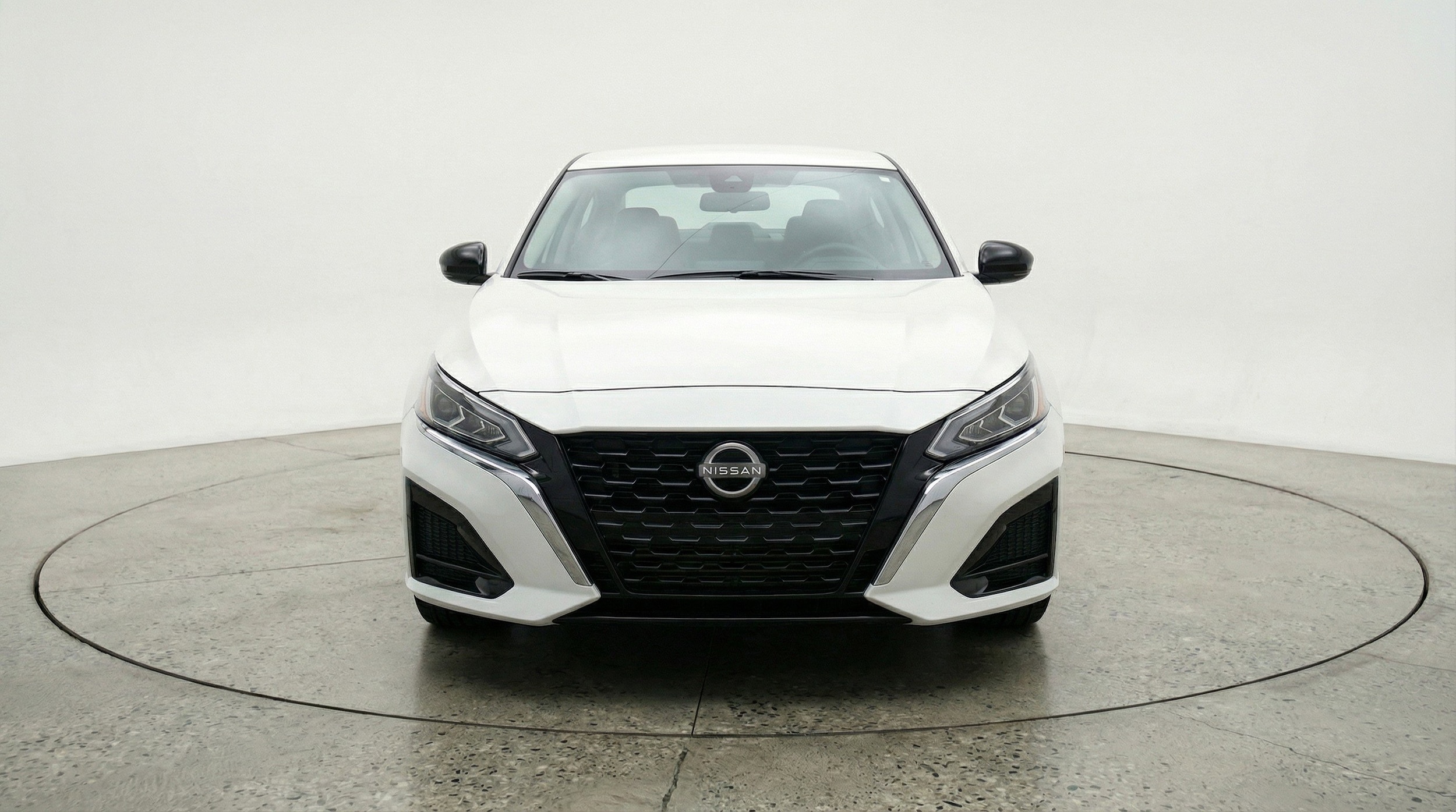 Thumbnail: 2025 Nissan Altima - 2