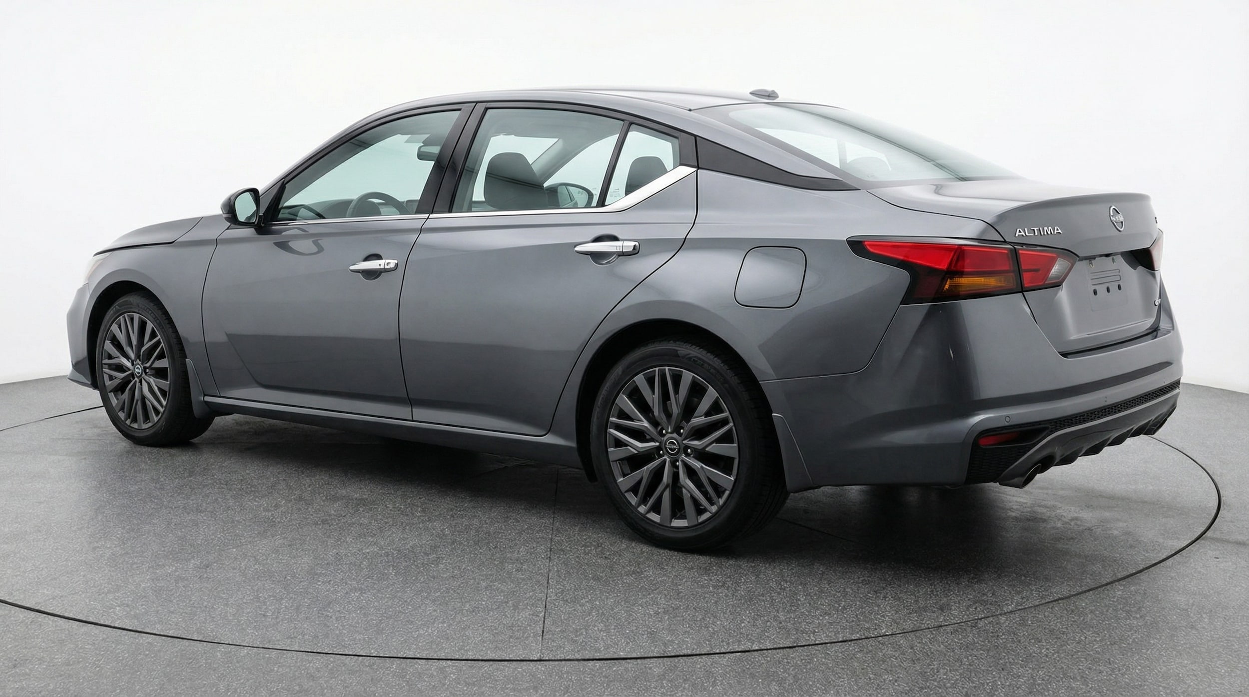 Thumbnail: 2025 Nissan Altima - 5