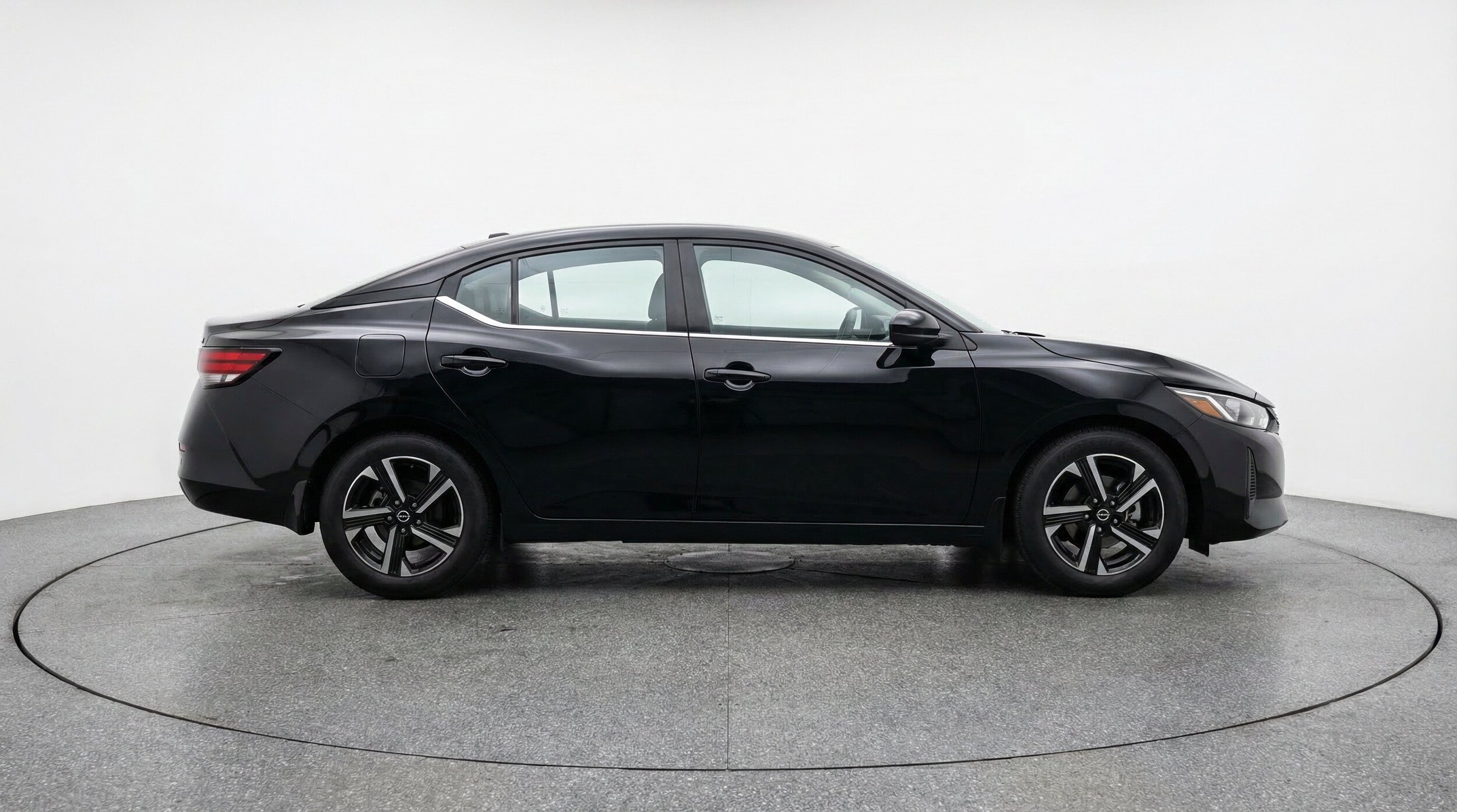 Thumbnail: 2025 Nissan Sentra - 11