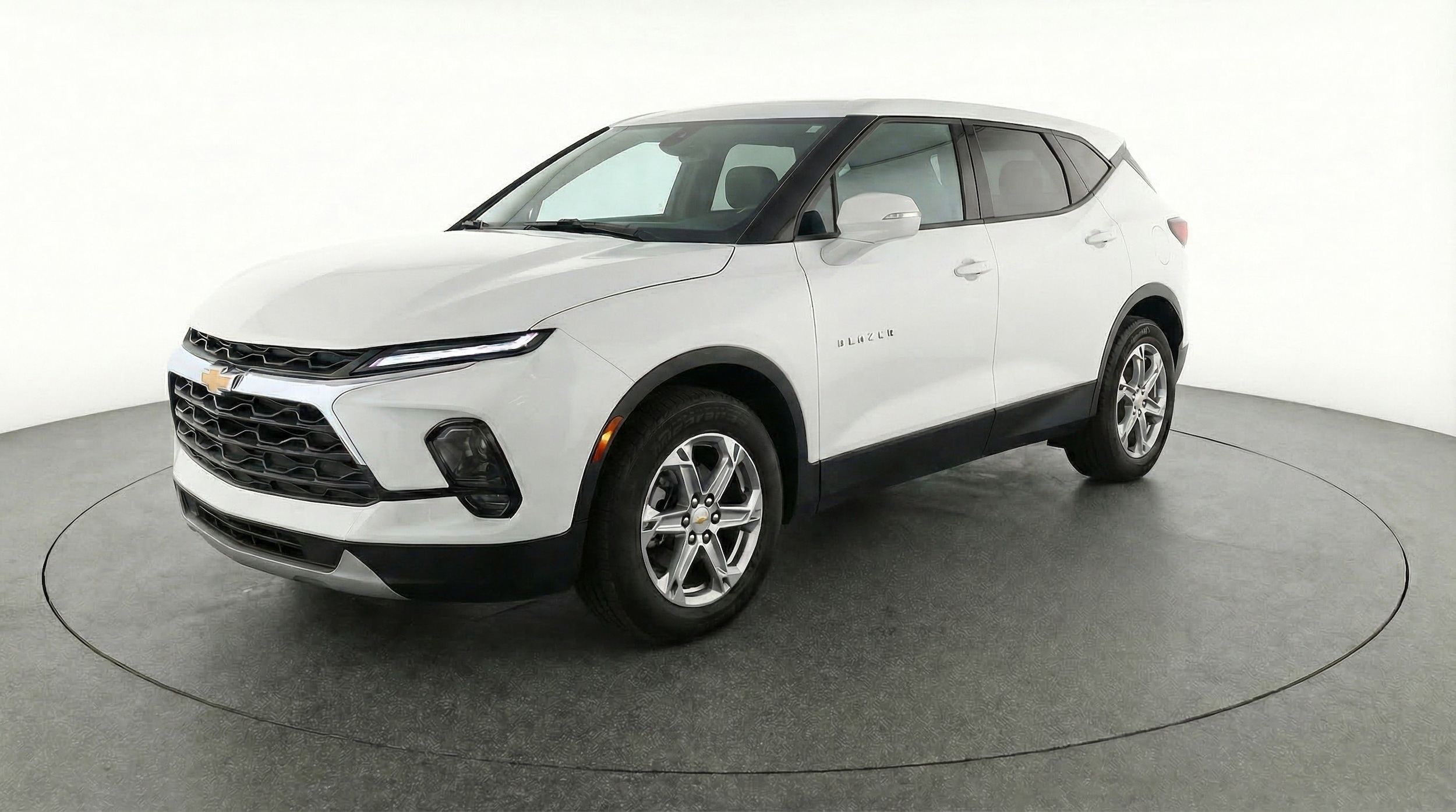 Thumbnail: 2025 Chevrolet Blazer - 3