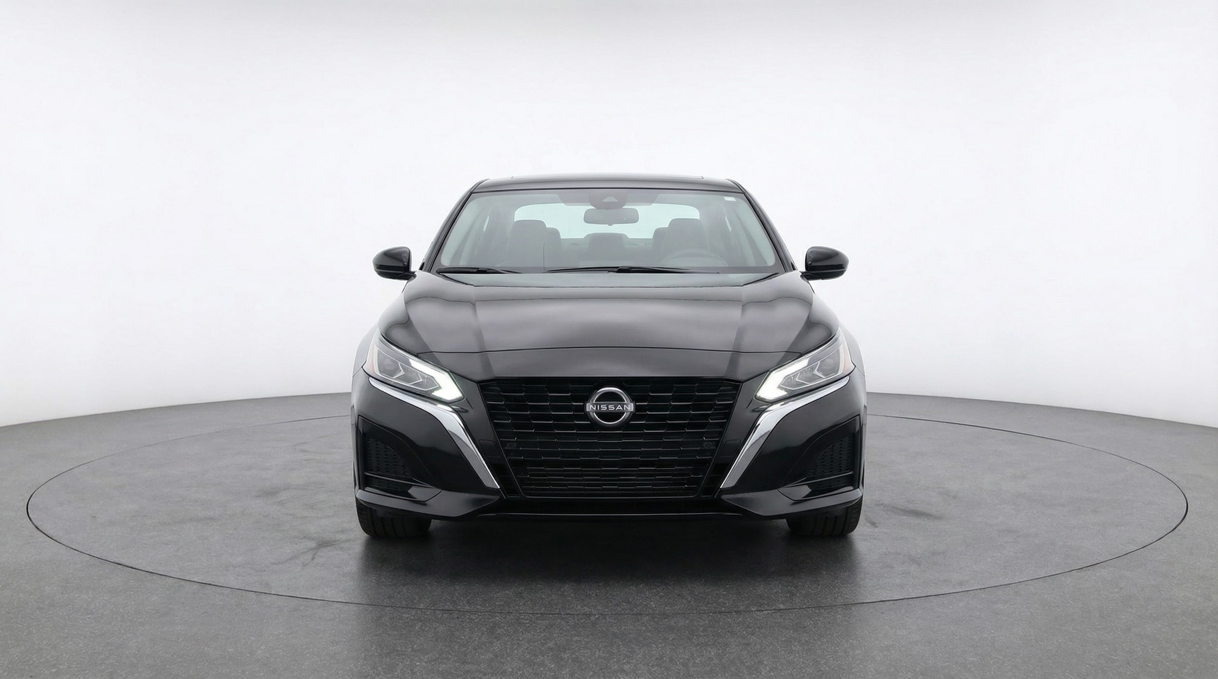 Thumbnail: 2025 Nissan Altima - 2