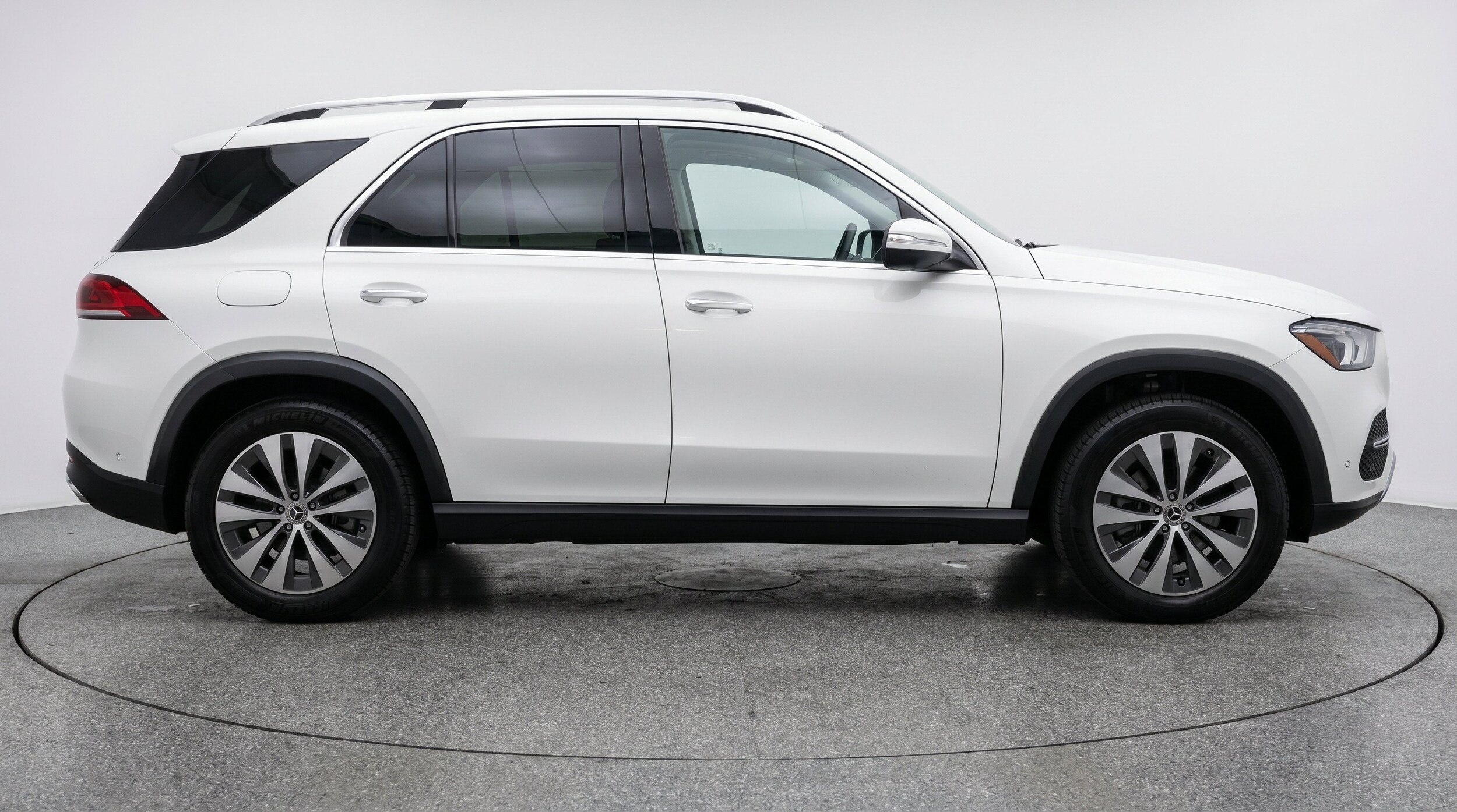Thumbnail: 2026 Mercedes-Benz GLE - 11