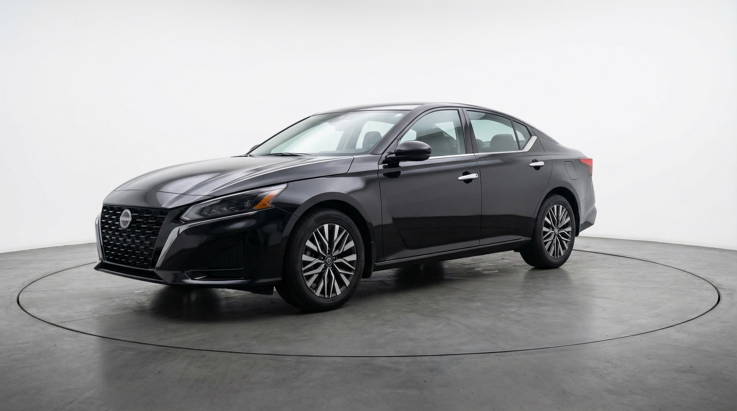 Thumbnail: 2025 Nissan Altima - 3