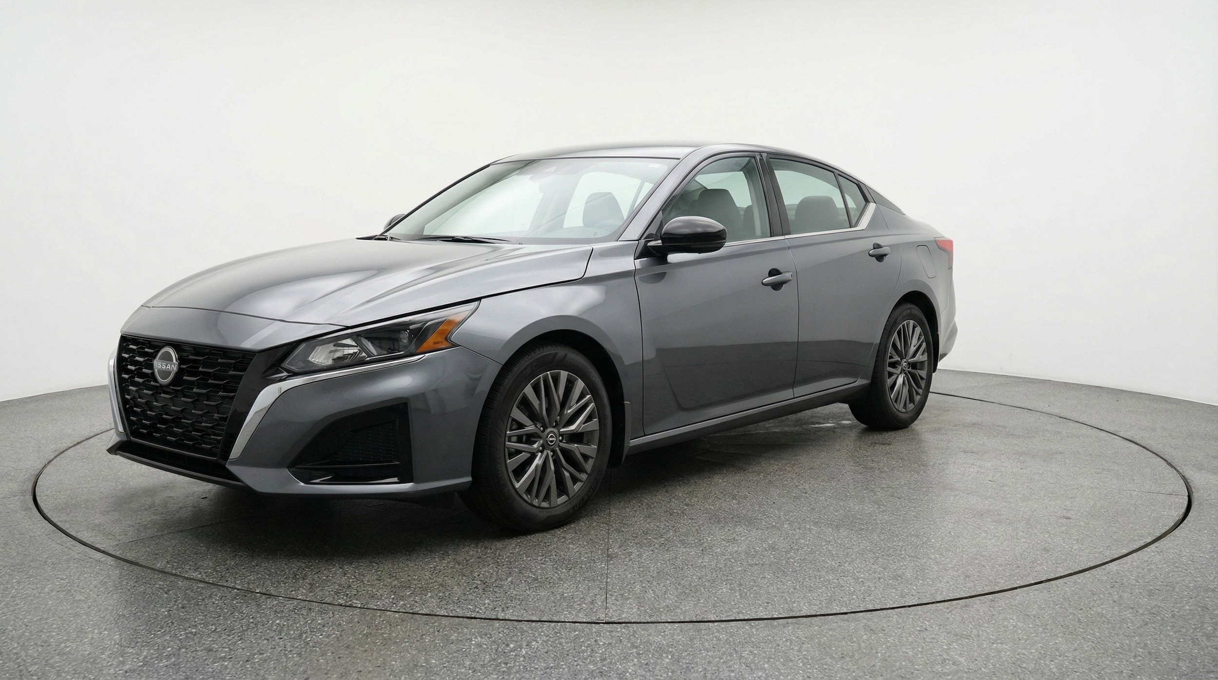 Thumbnail: 2025 Nissan Altima - 3