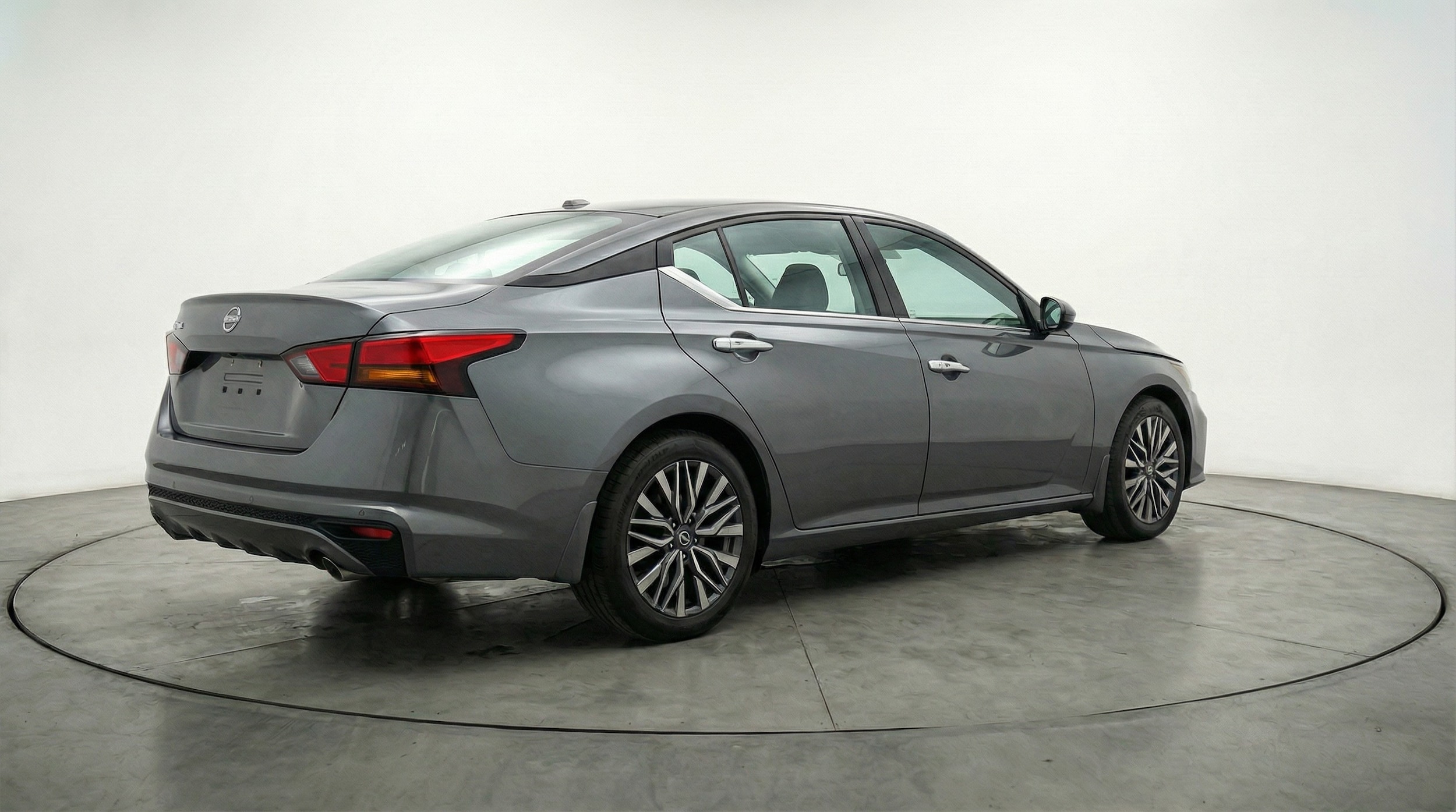 Thumbnail: 2025 Nissan Altima - 7