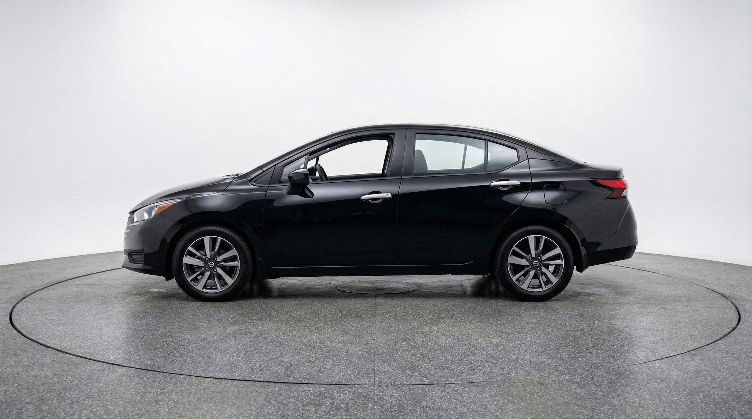 Thumbnail: 2025 Nissan Versa - 5