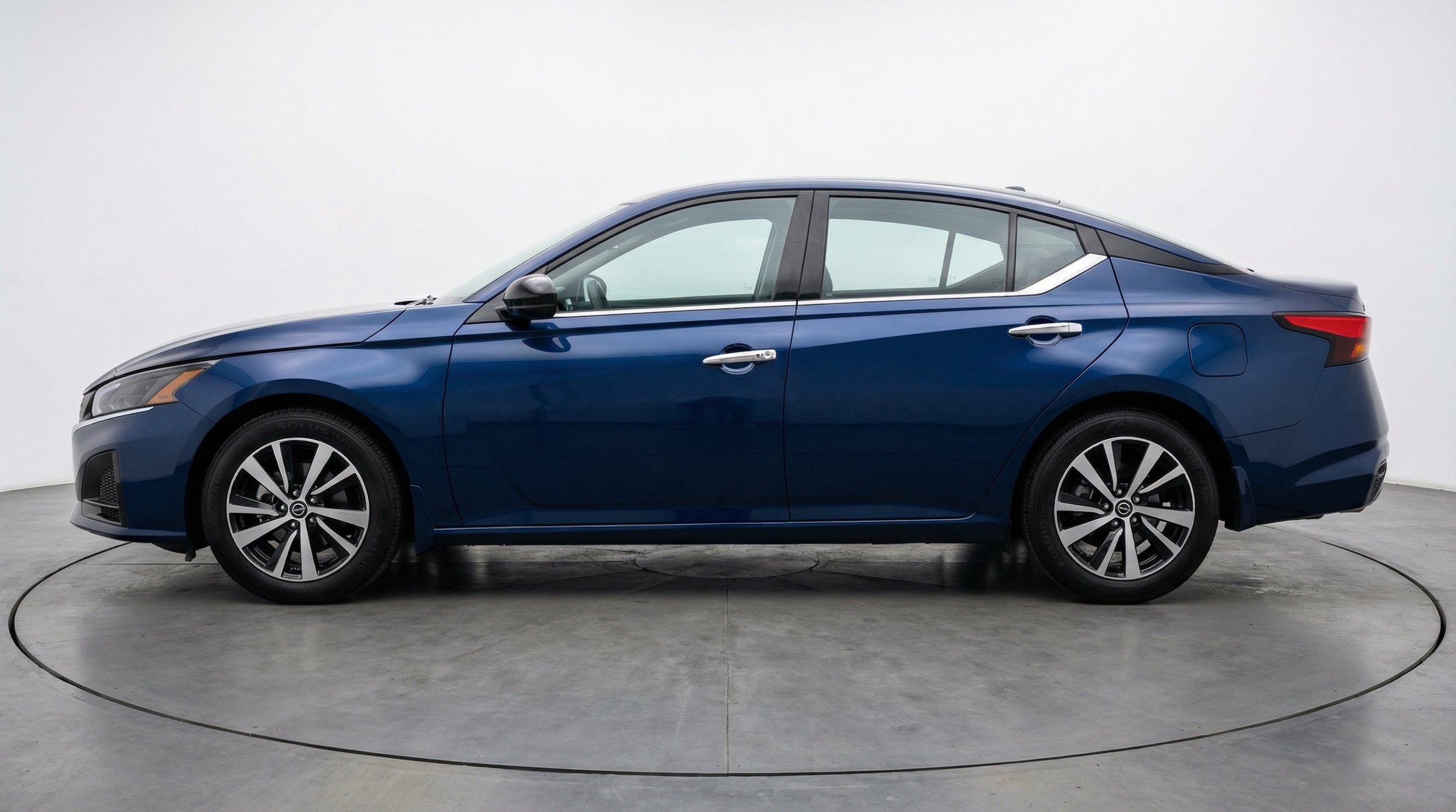 Thumbnail: 2025 Nissan Altima - 5