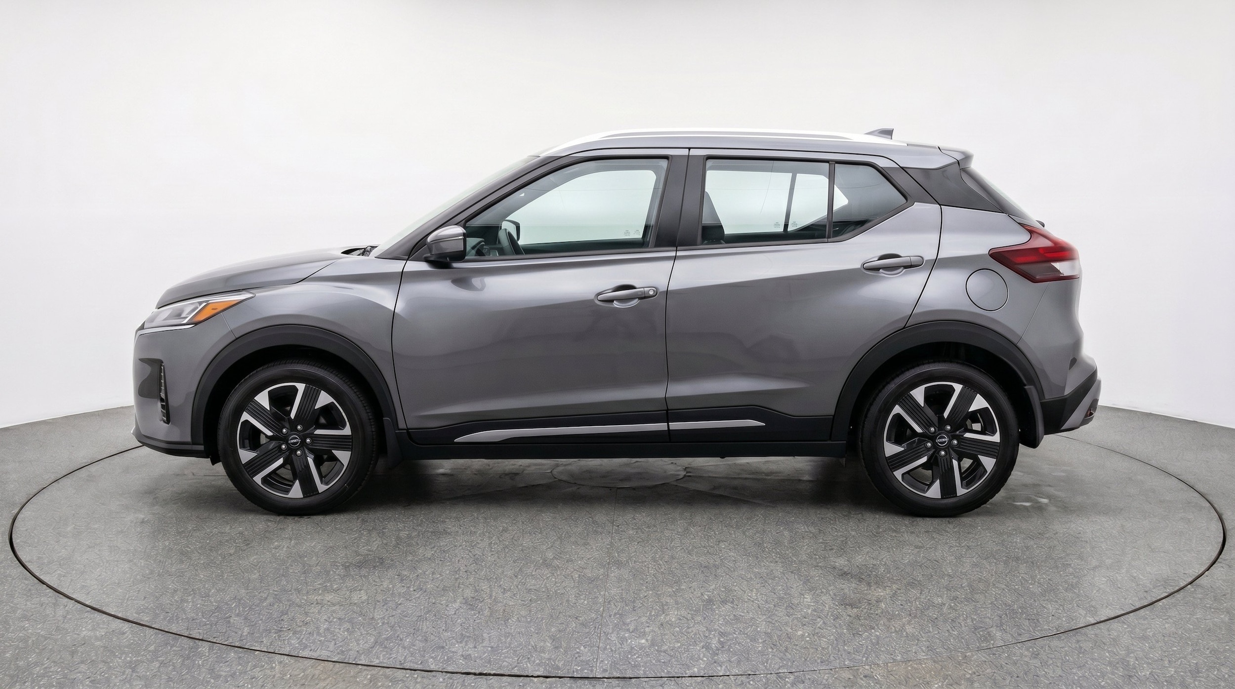 Thumbnail: 2026 Nissan Kicks - 5