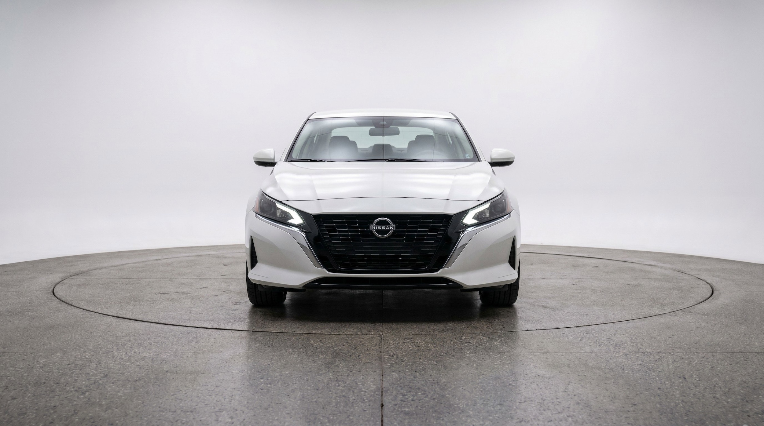 Thumbnail: 2025 Nissan Altima - 2