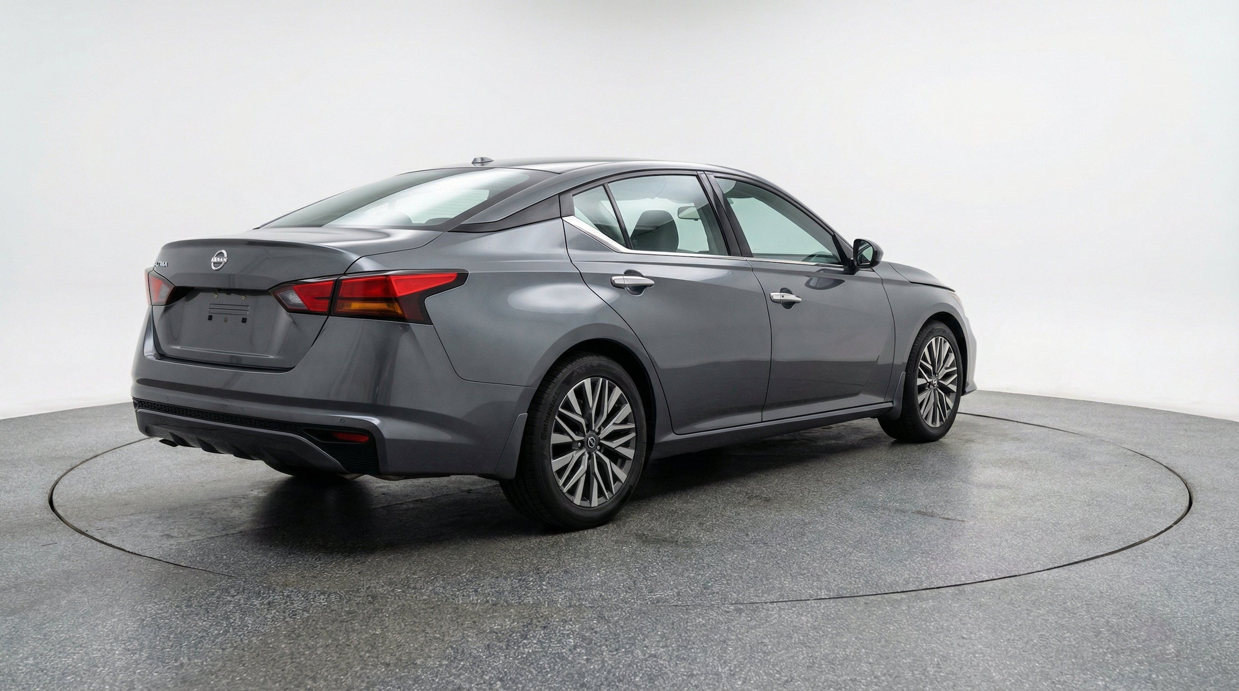 Thumbnail: 2025 Nissan Altima - 9