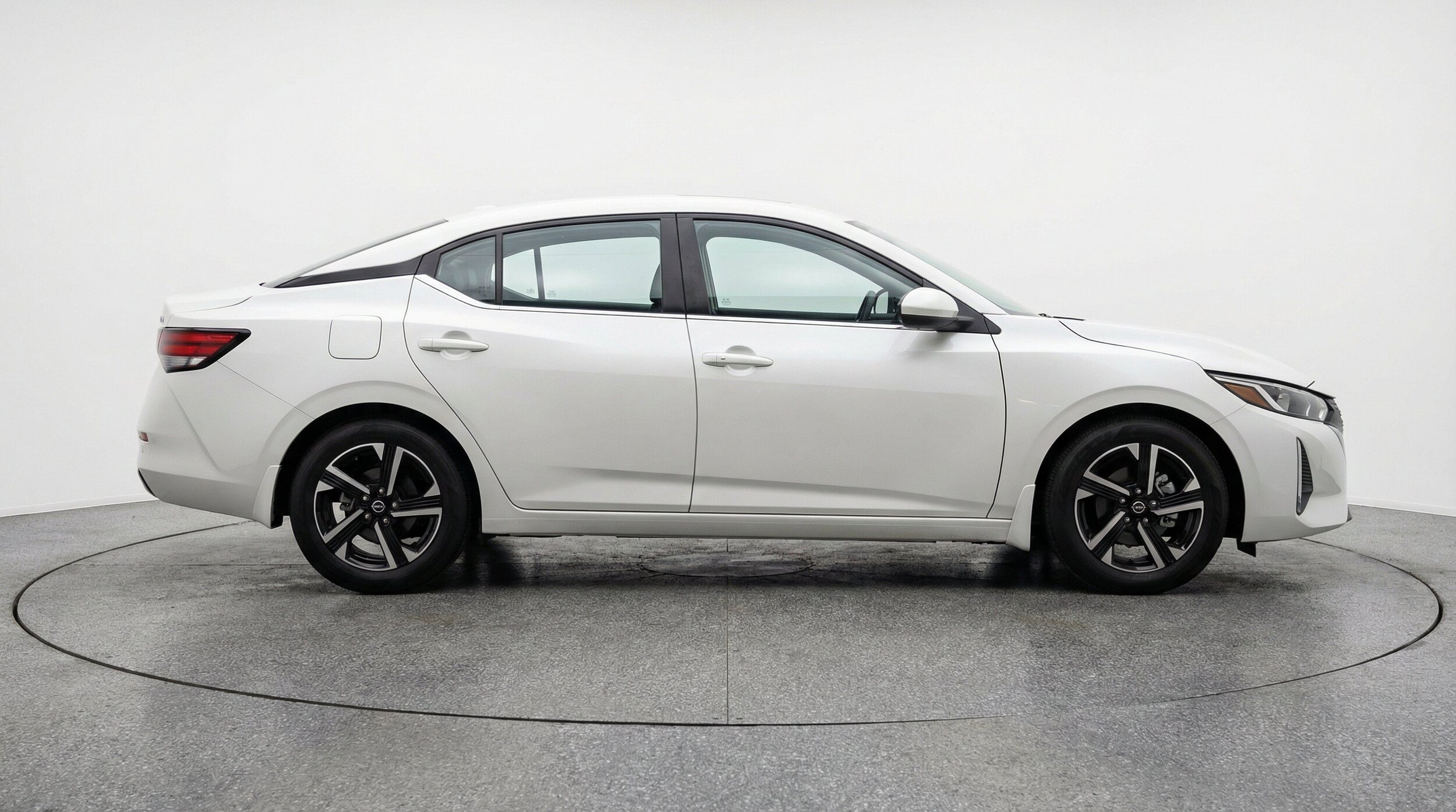 Thumbnail: 2025 Nissan Sentra - 11