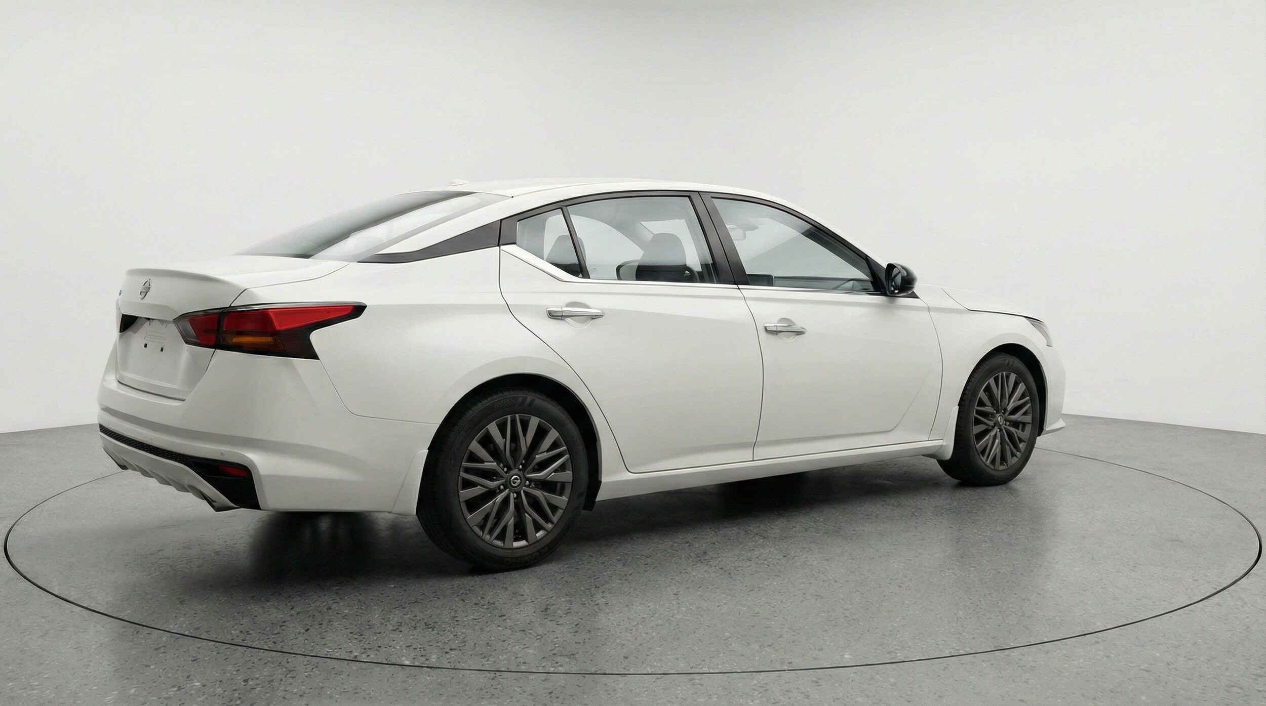 Thumbnail: 2025 Nissan Altima - 9