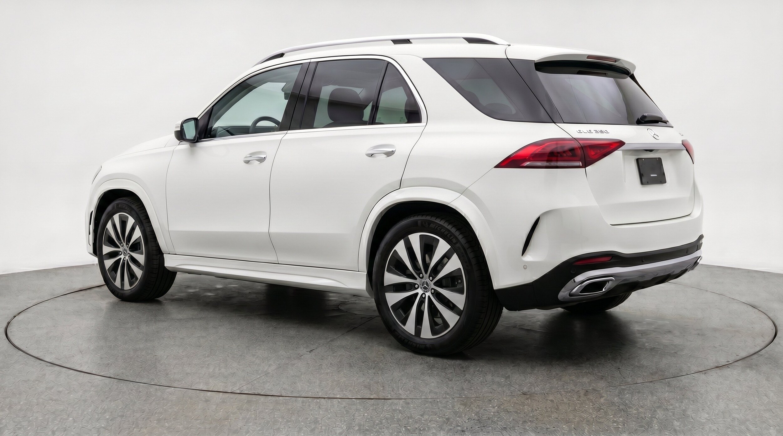 Thumbnail: 2026 Mercedes-Benz GLE - 6