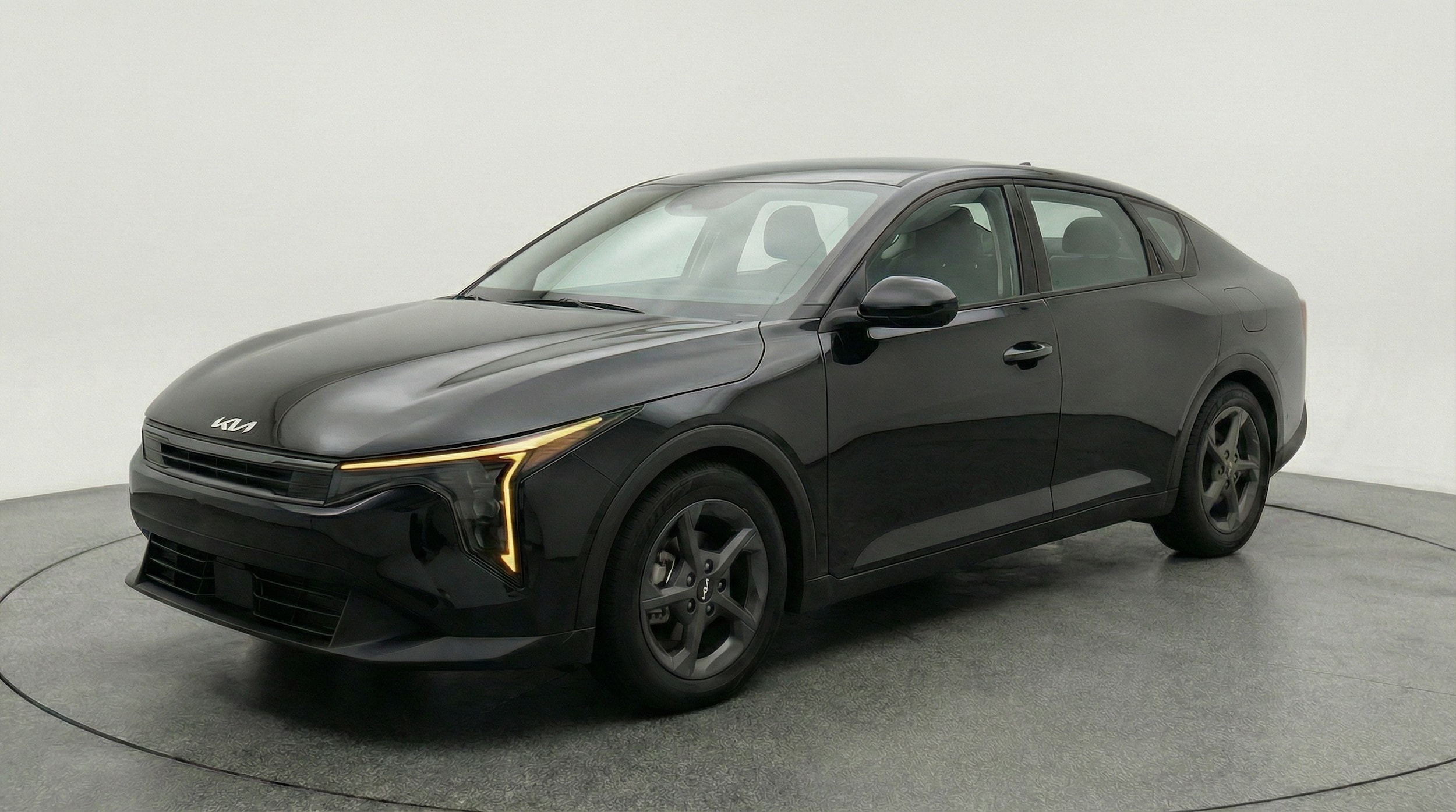 Thumbnail: 2025 Kia K4 - 3