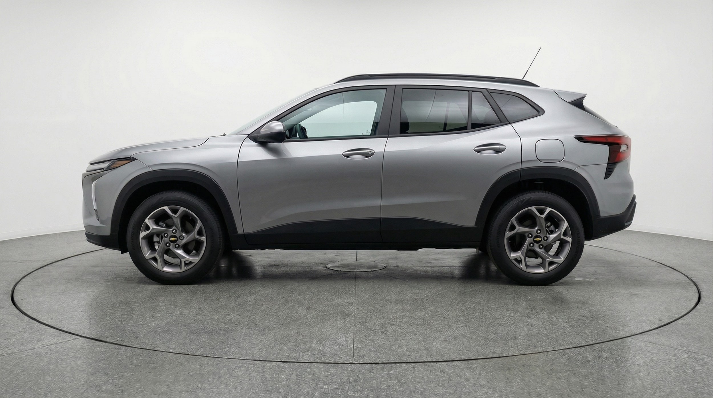 Thumbnail: 2025 Chevrolet Trax - 4