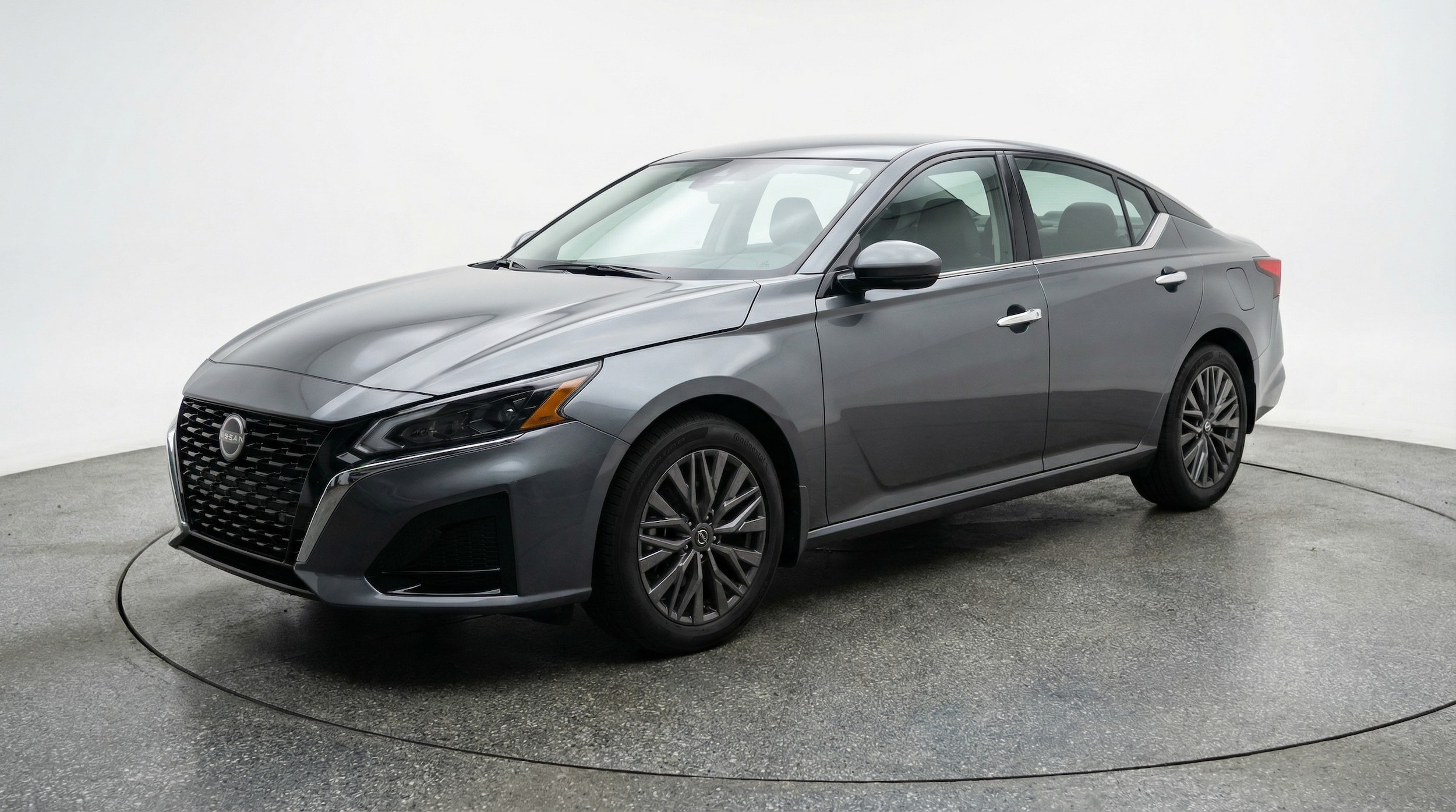 Thumbnail: 2025 Nissan Altima - 3