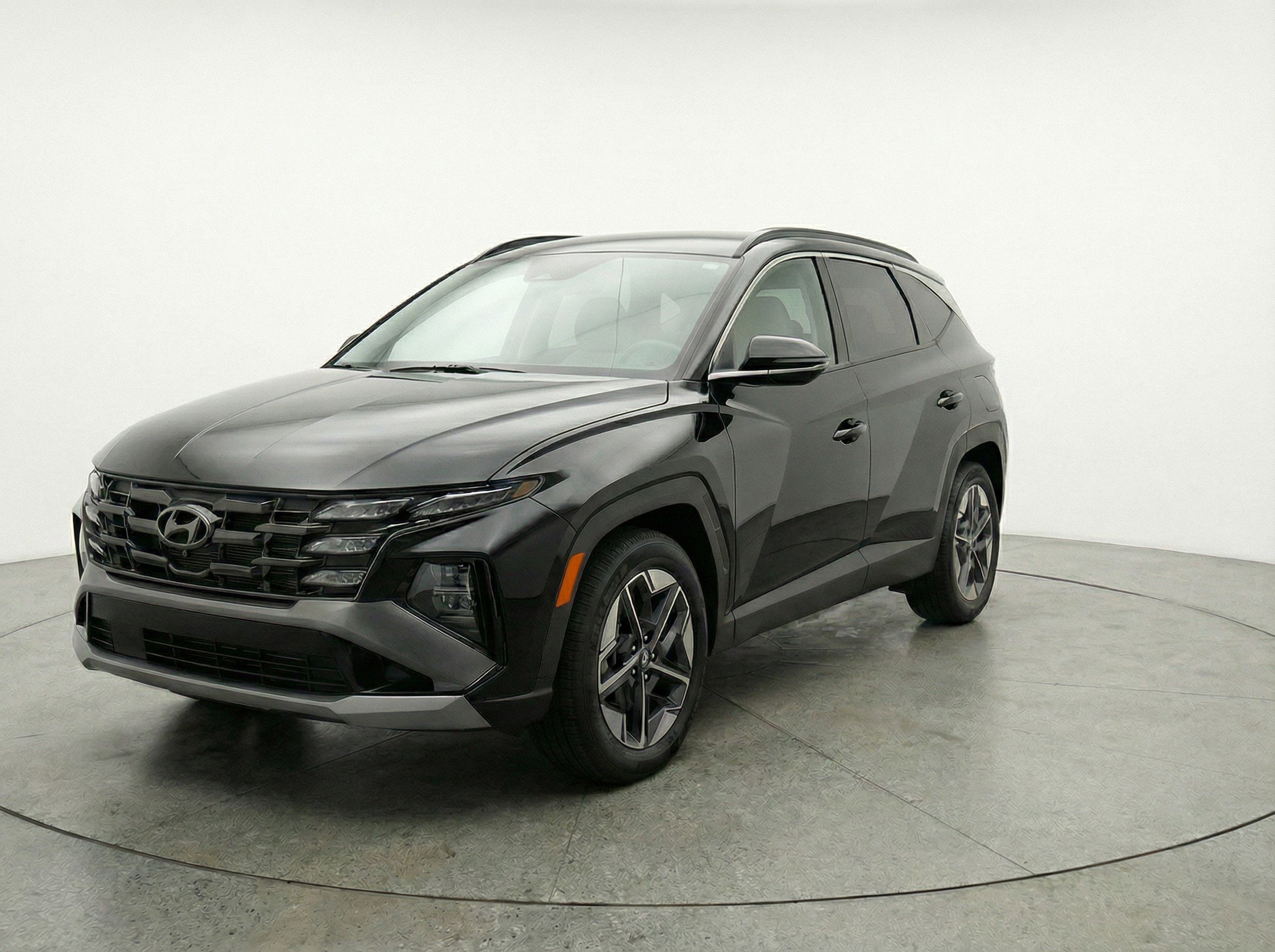 Thumbnail: 2025 Hyundai Tucson - 3