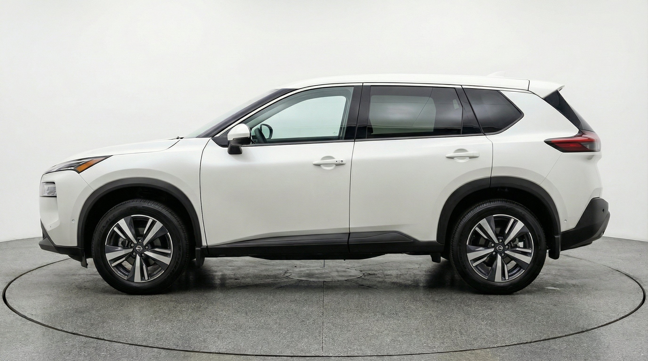 Thumbnail: 2026 Nissan Rogue - 5