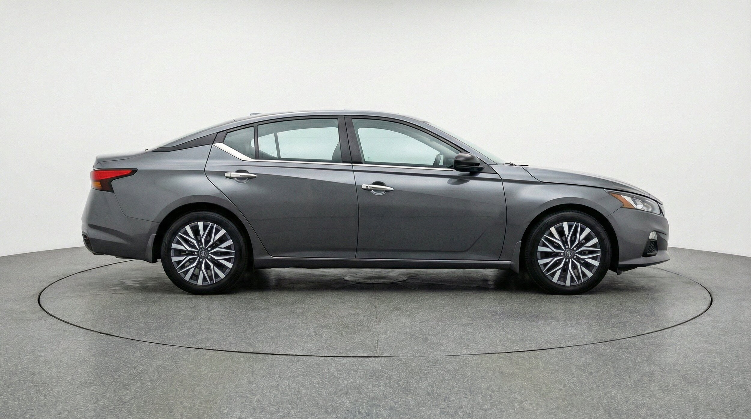 Thumbnail: 2025 Nissan Altima - 11