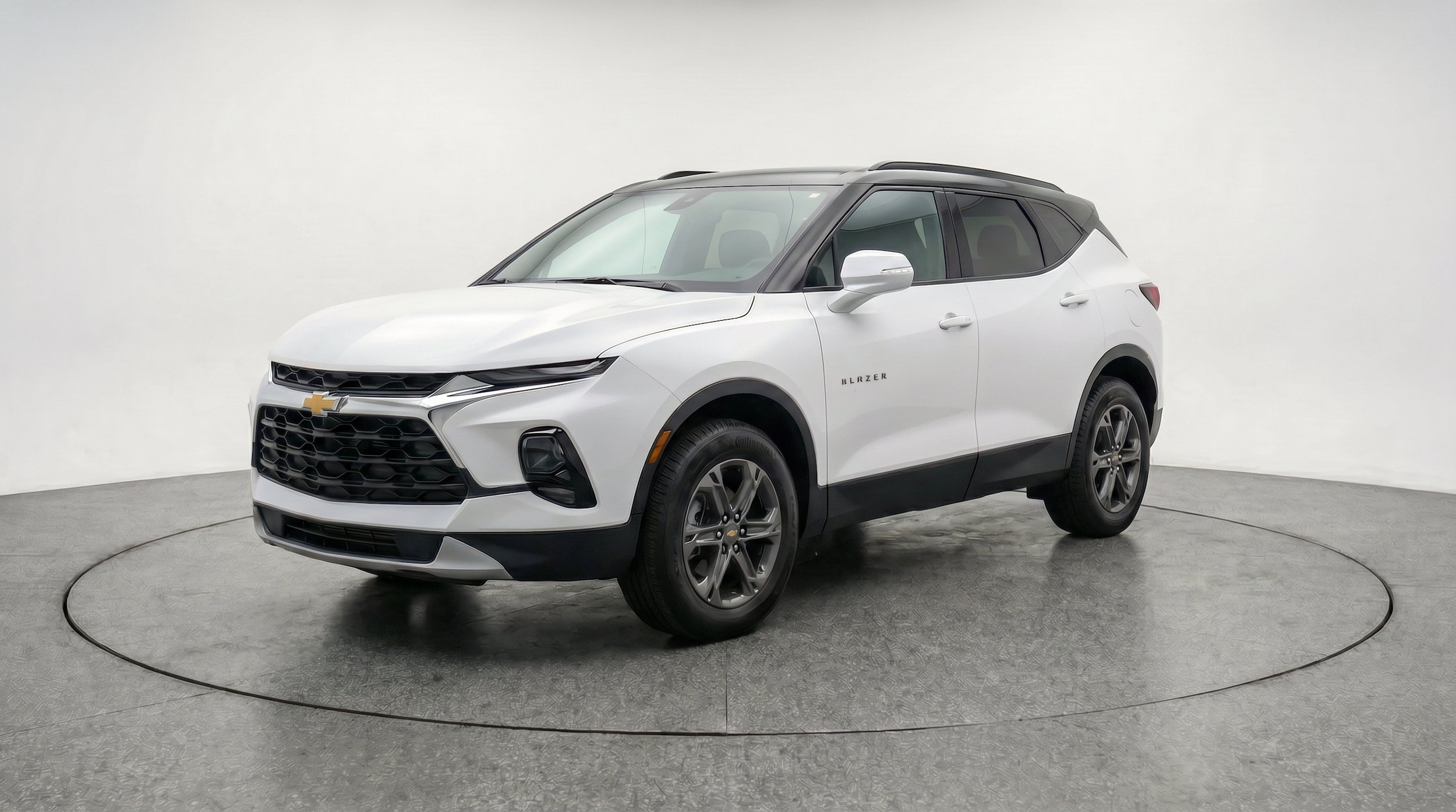 Thumbnail: 2026 Chevrolet Blazer - 3