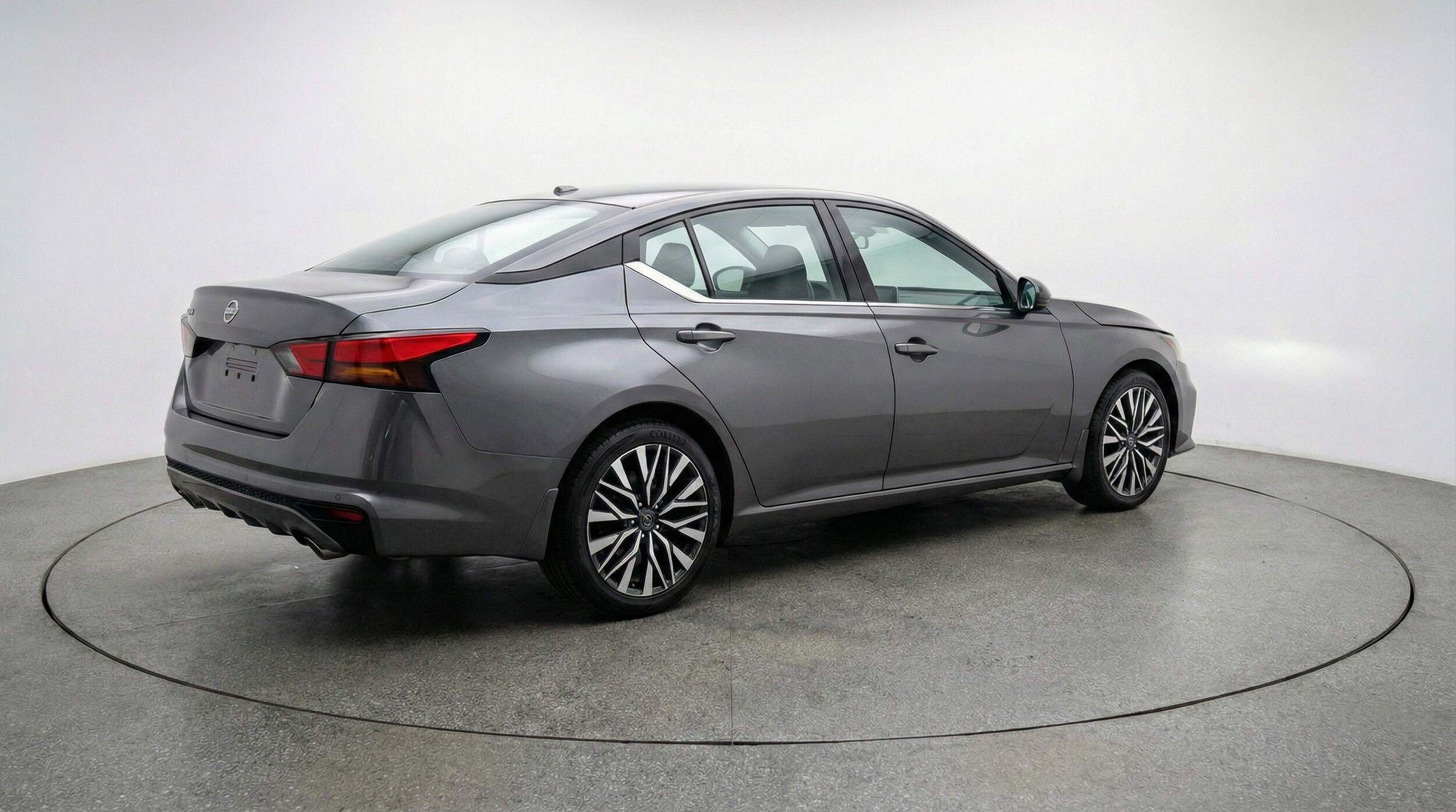 Thumbnail: 2025 Nissan Altima - 9