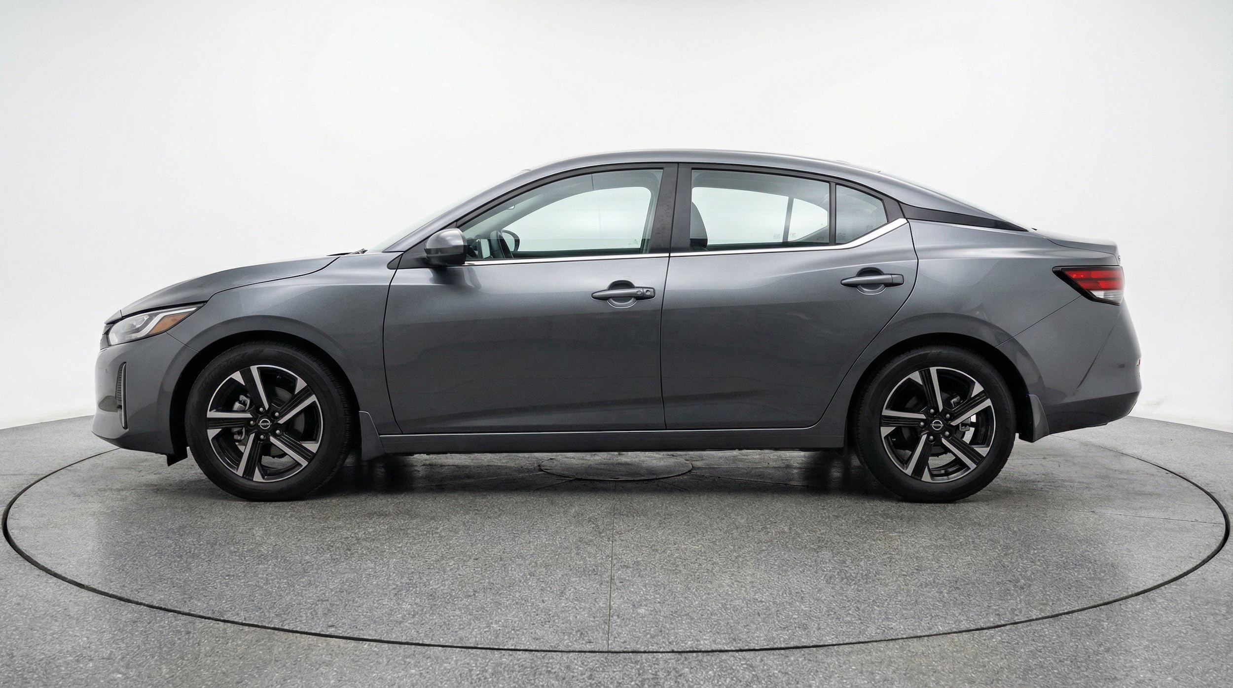 Thumbnail: 2025 Nissan Sentra - 5