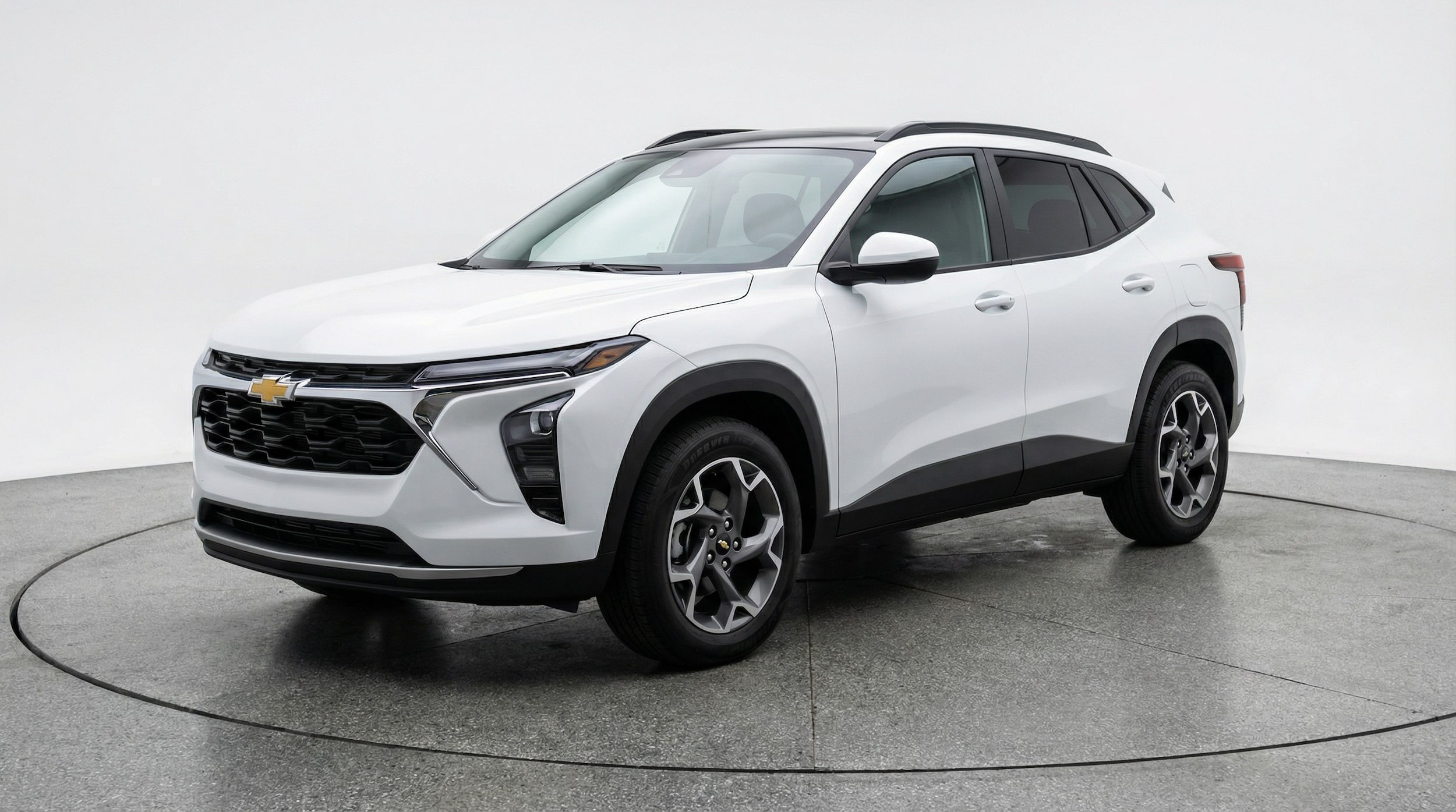 Thumbnail: 2025 Chevrolet Trax - 3