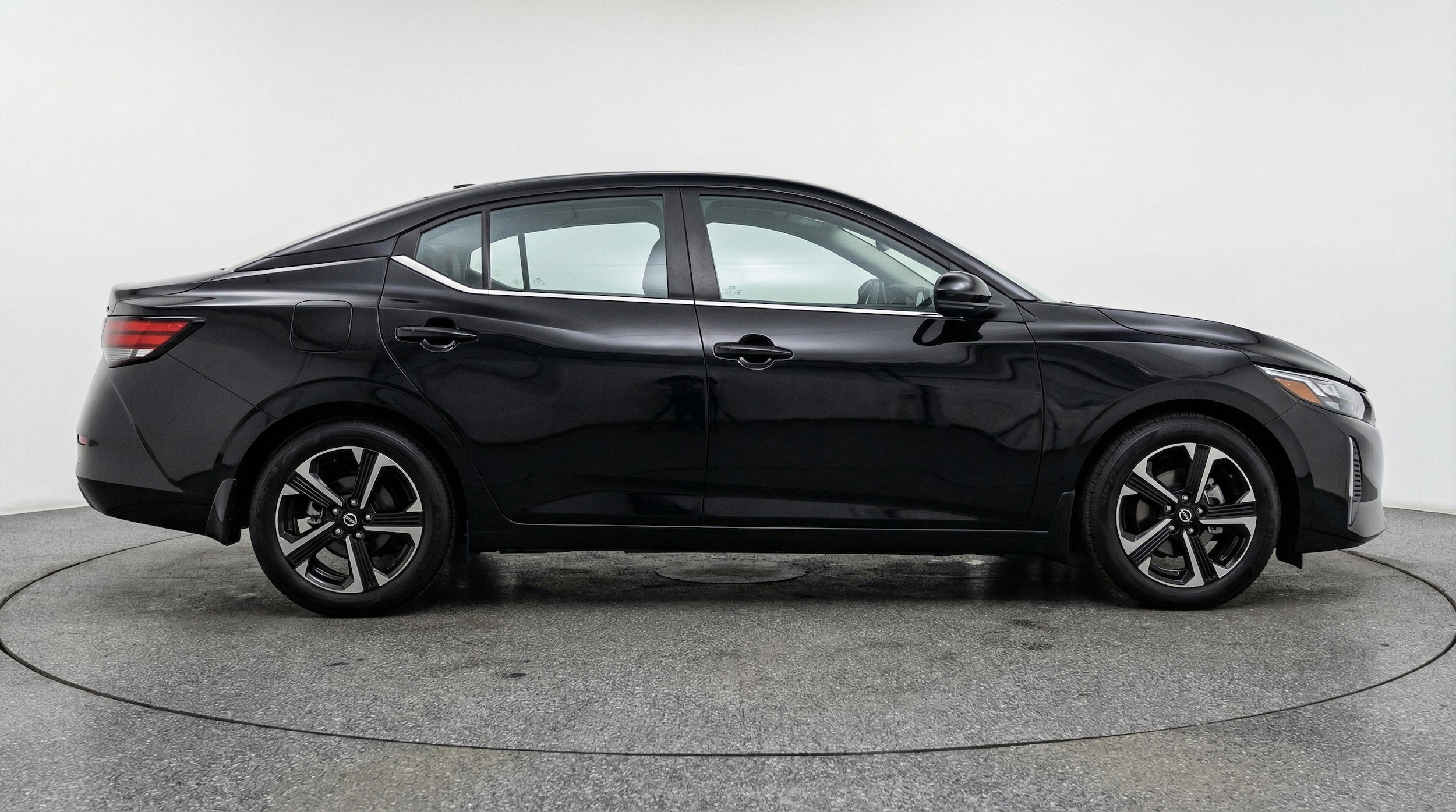 Thumbnail: 2025 Nissan Sentra - 11