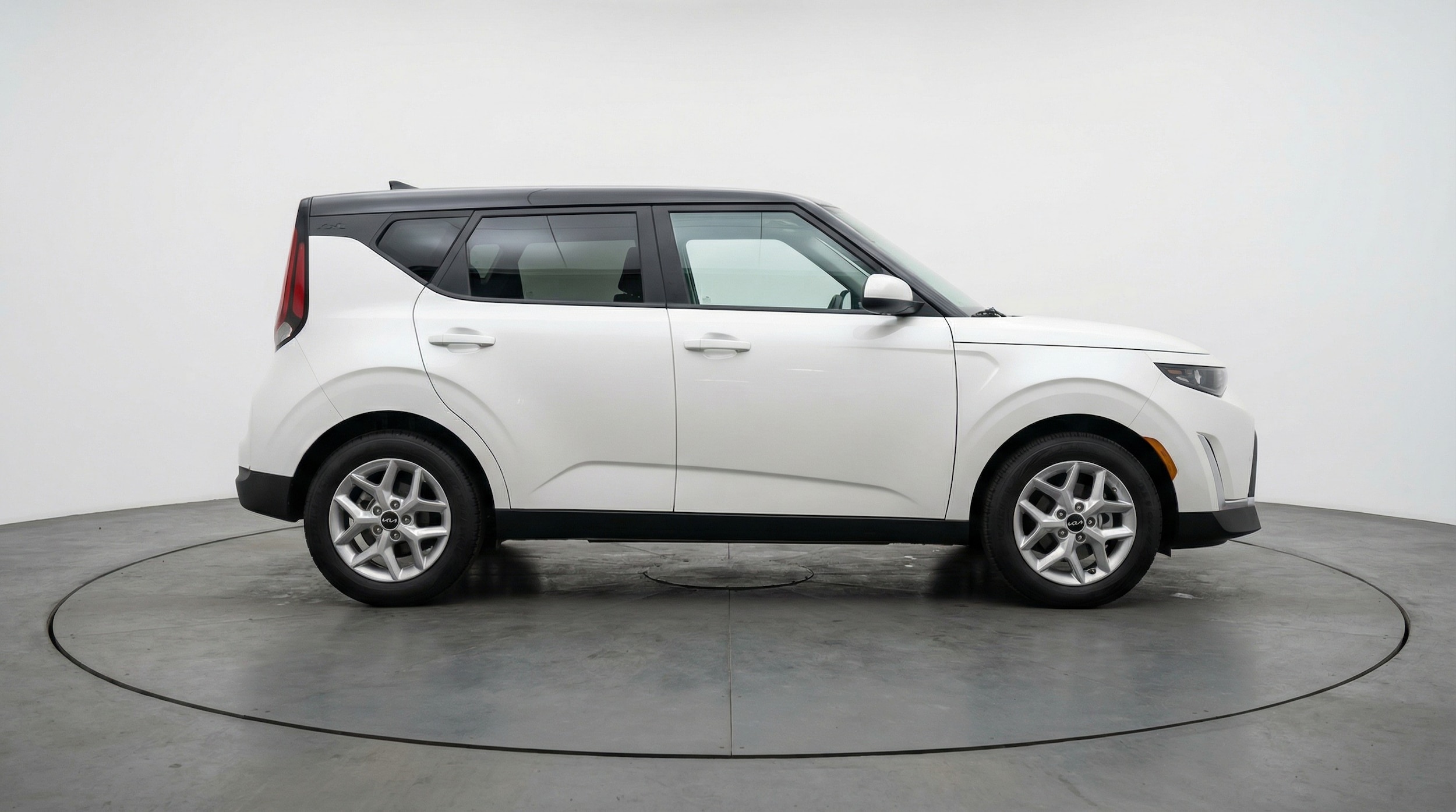 Thumbnail: 2025 Kia Soul - 8