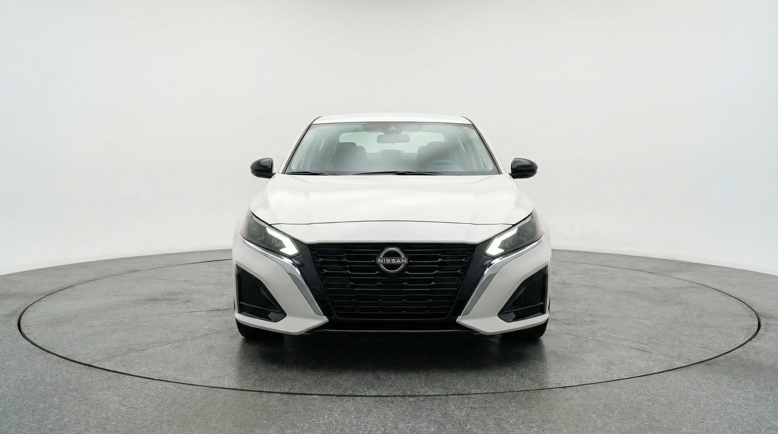 Thumbnail: 2025 Nissan Altima - 2