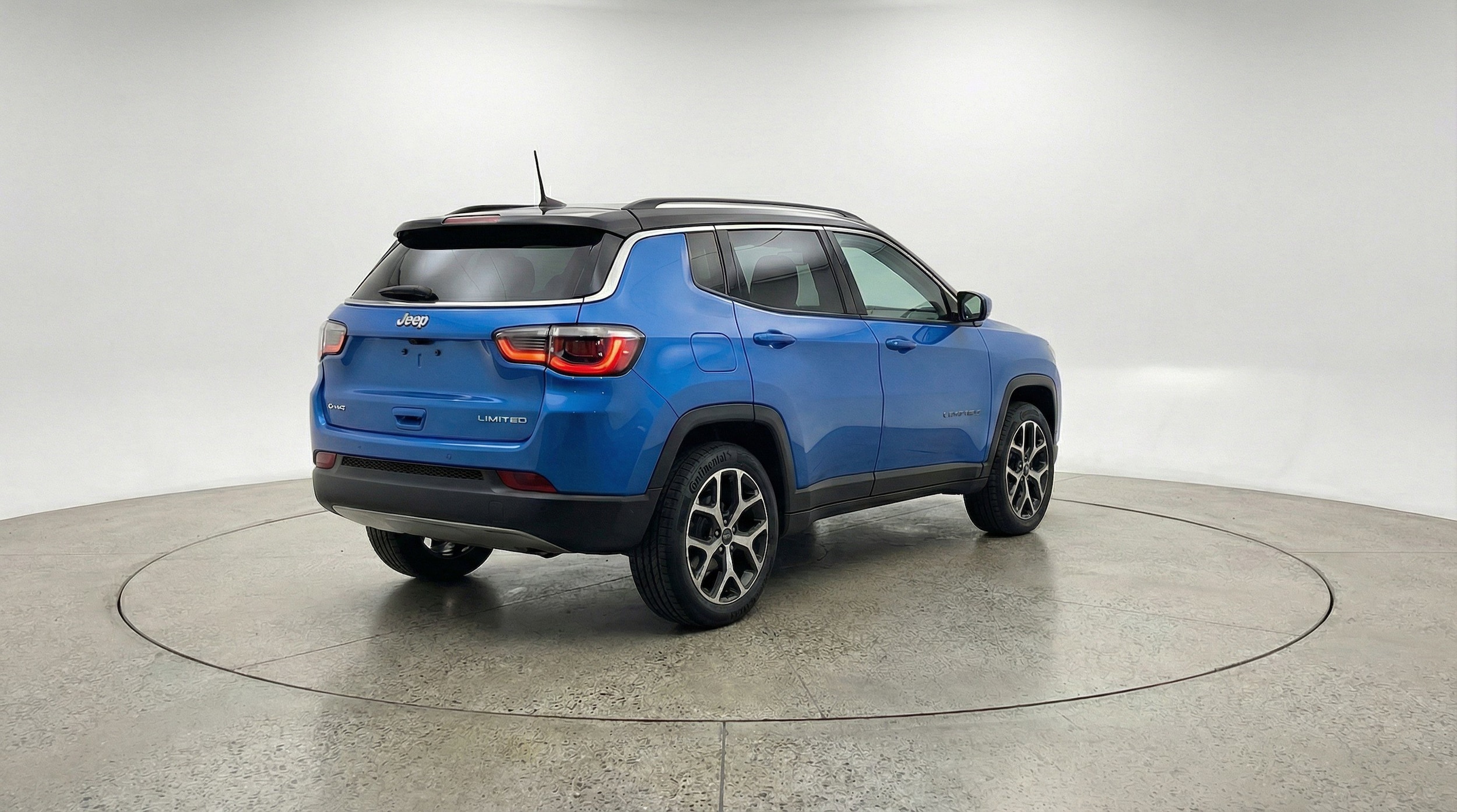 Thumbnail: 2025 Jeep Compass - 9