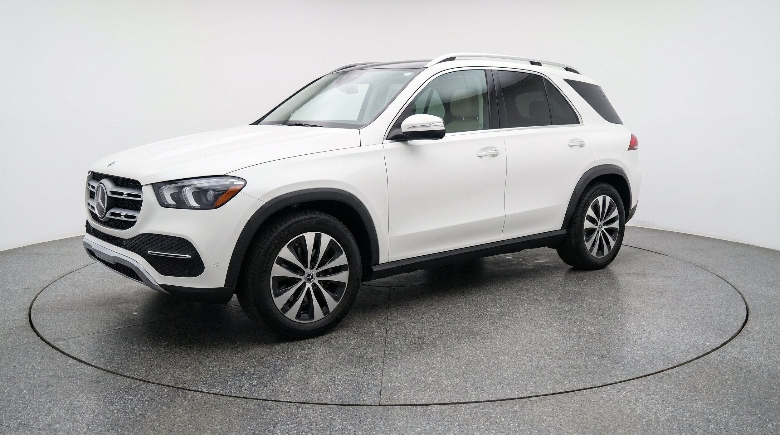 Thumbnail: 2026 Mercedes-Benz GLE - 3