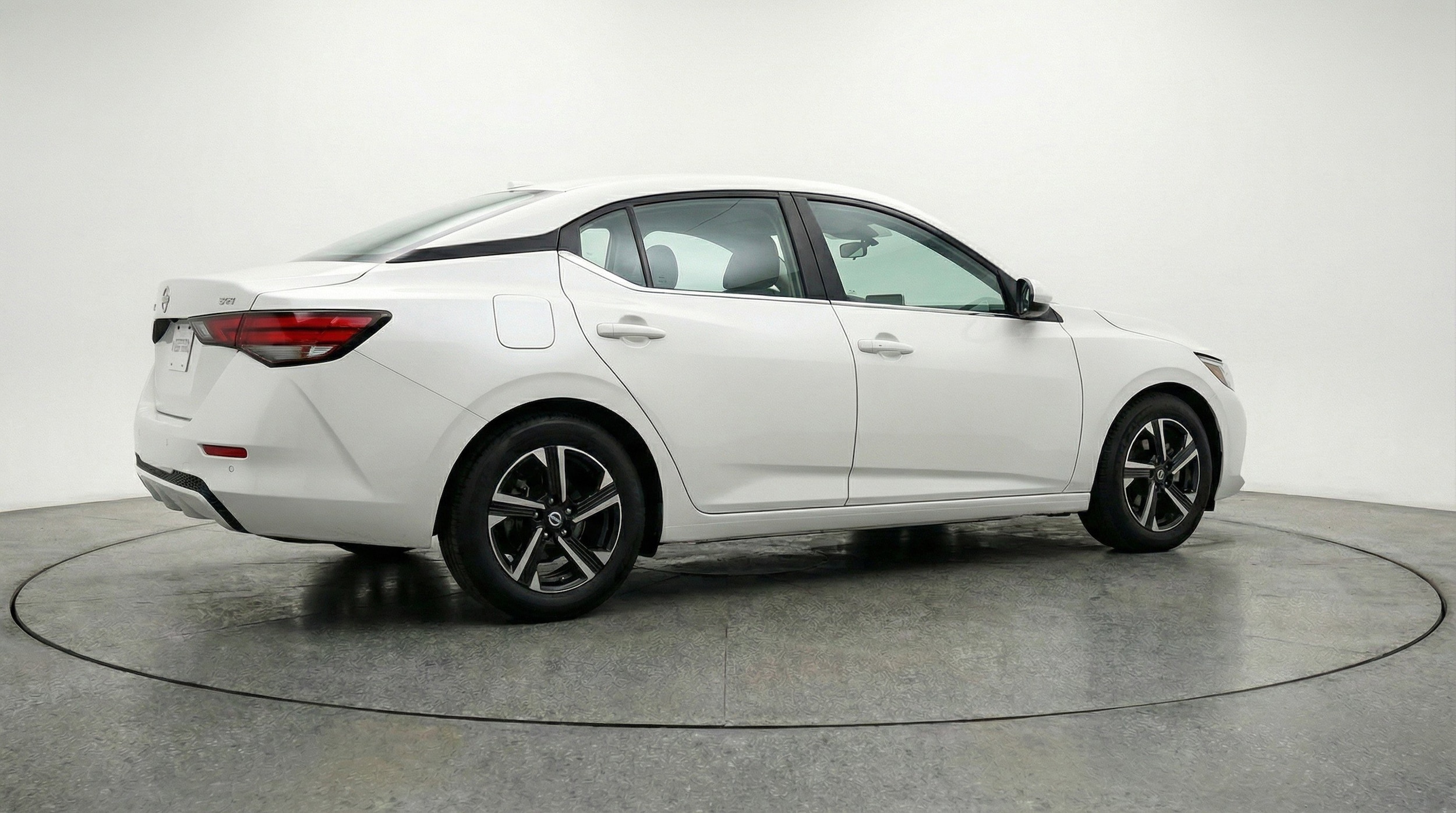 Thumbnail: 2025 Nissan Sentra - 9