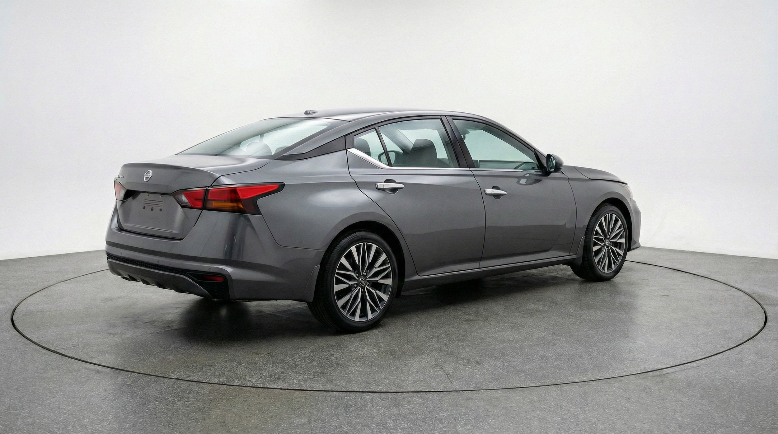 Thumbnail: 2025 Nissan Altima - 9