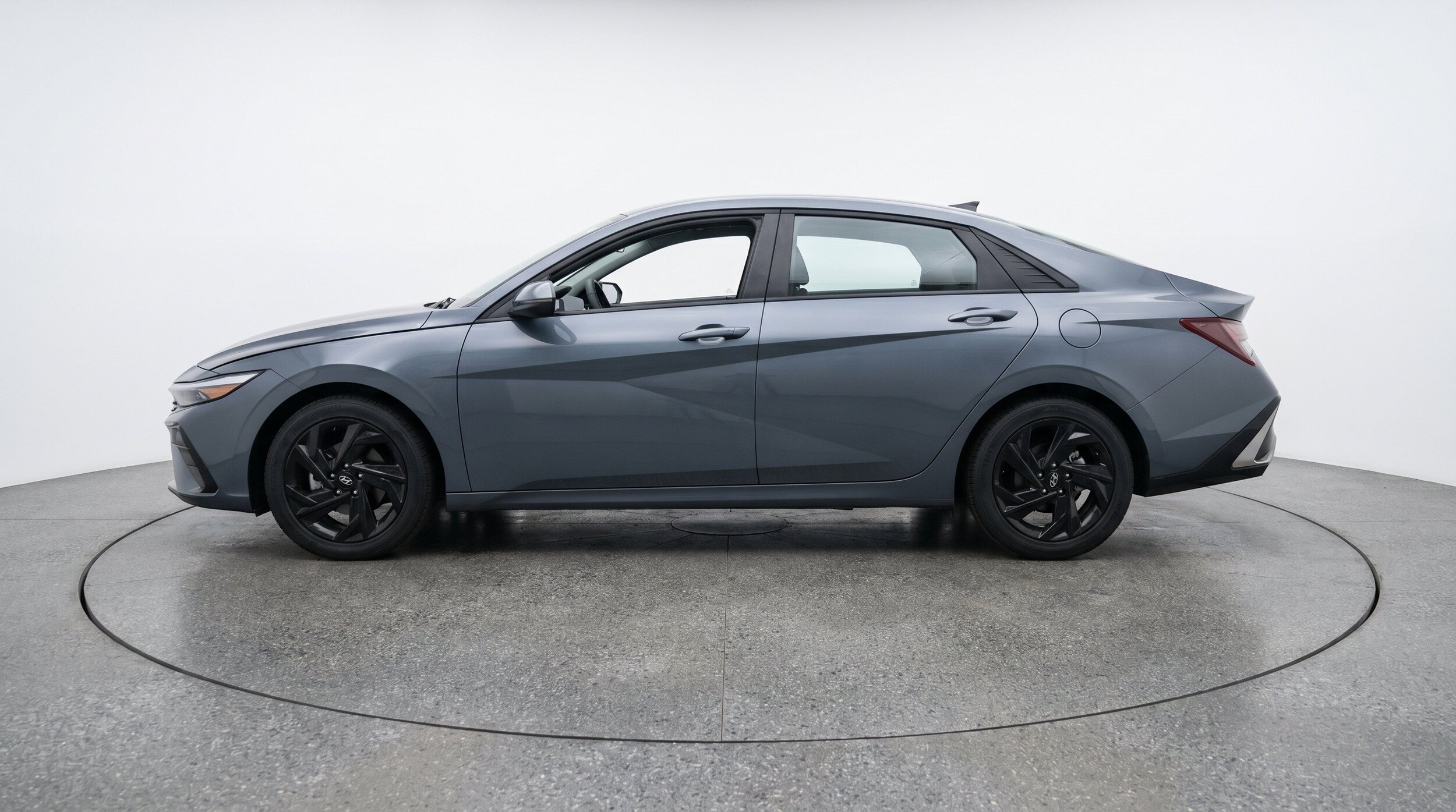 Thumbnail: 2026 Hyundai Elantra - 5