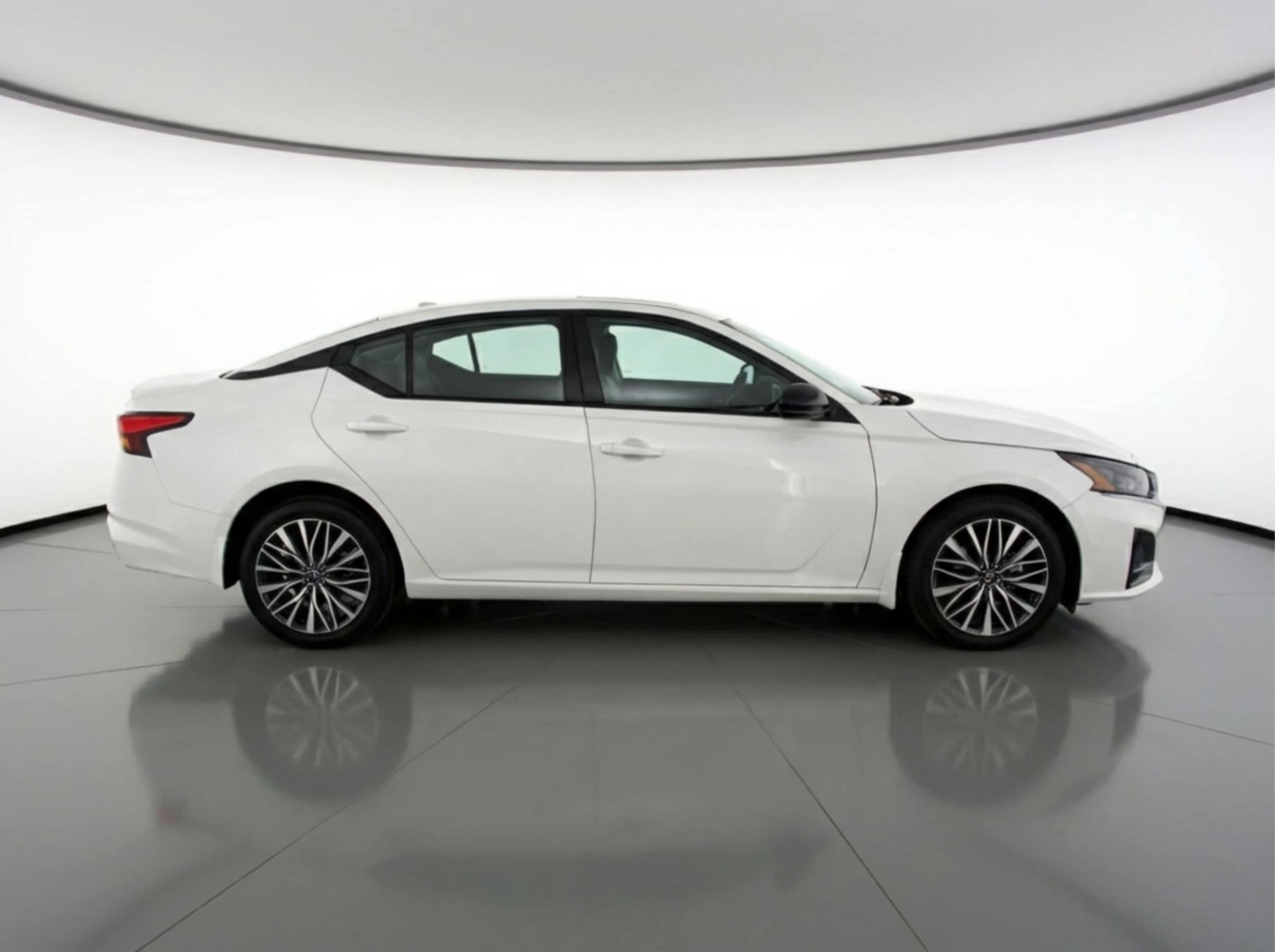 Thumbnail: 2025 Nissan Altima - 8