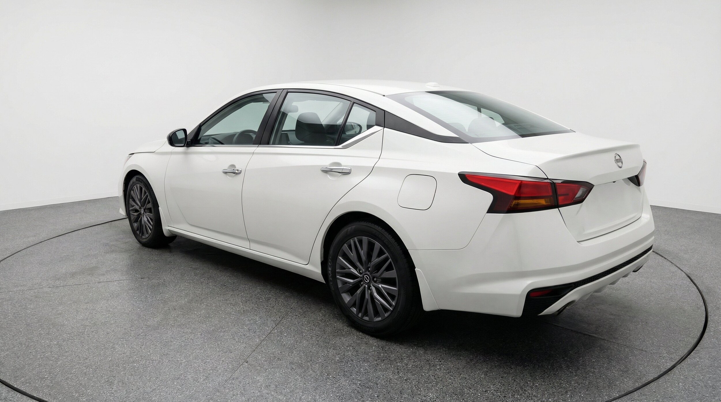 Thumbnail: 2025 Nissan Altima - 6