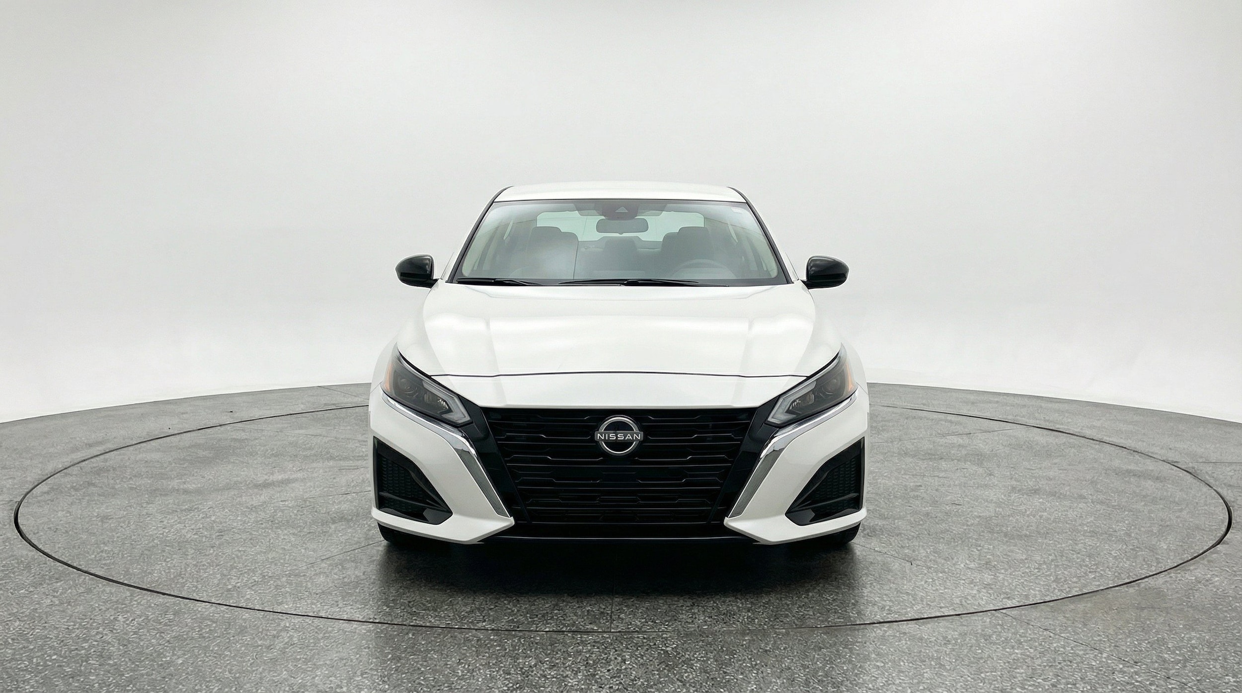 Thumbnail: 2025 Nissan Altima - 2