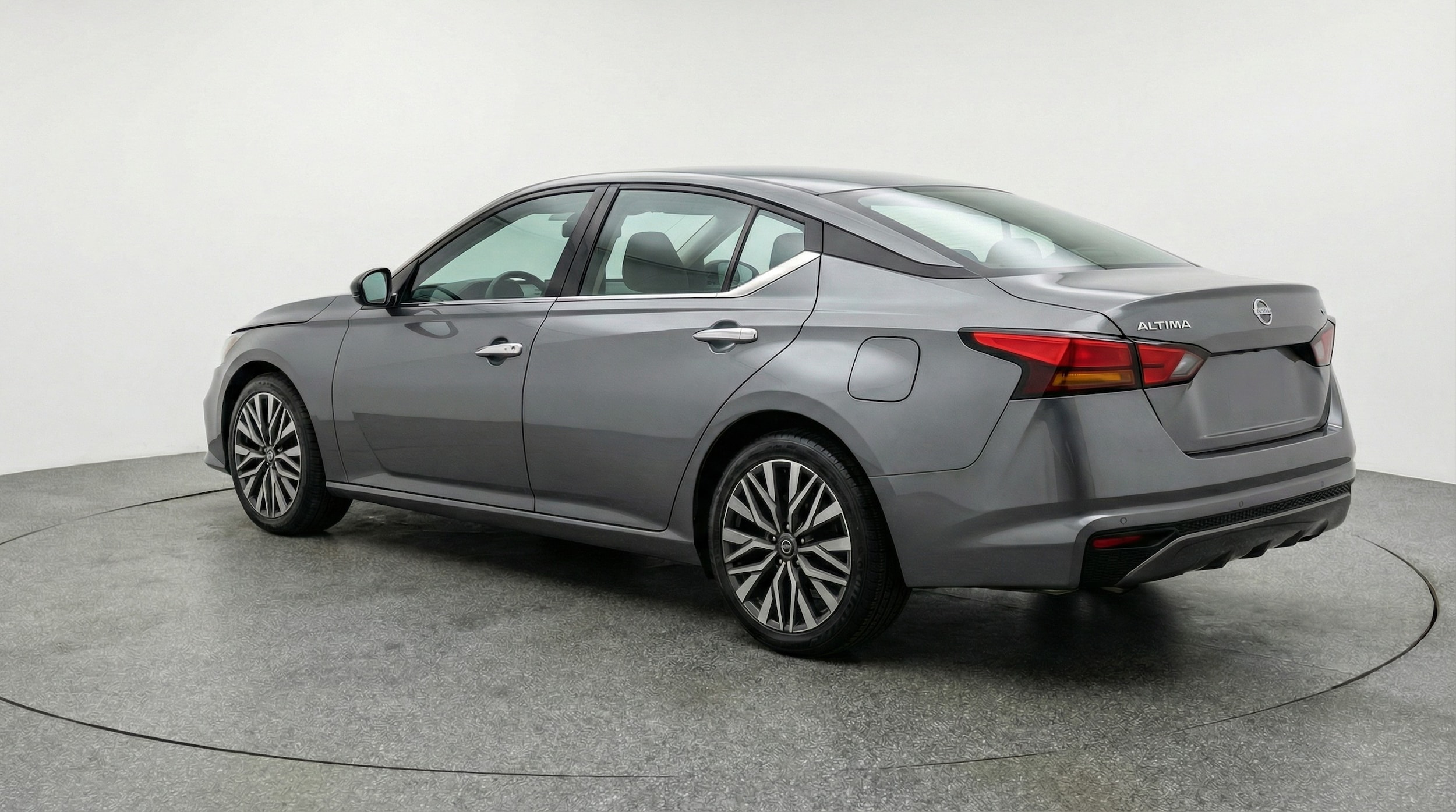 Thumbnail: 2025 Nissan Altima - 5