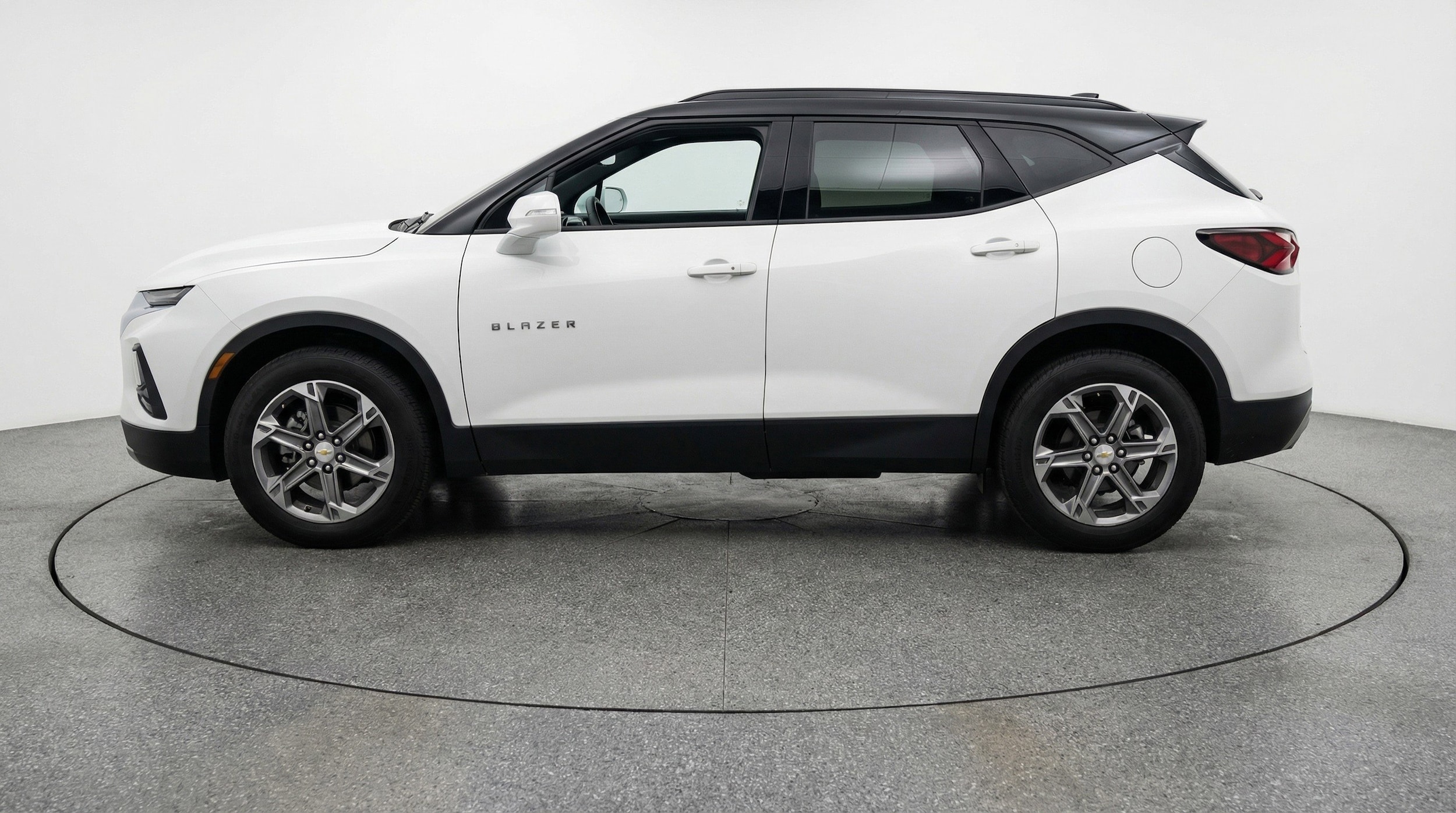 Thumbnail: 2025 Chevrolet Blazer - 5