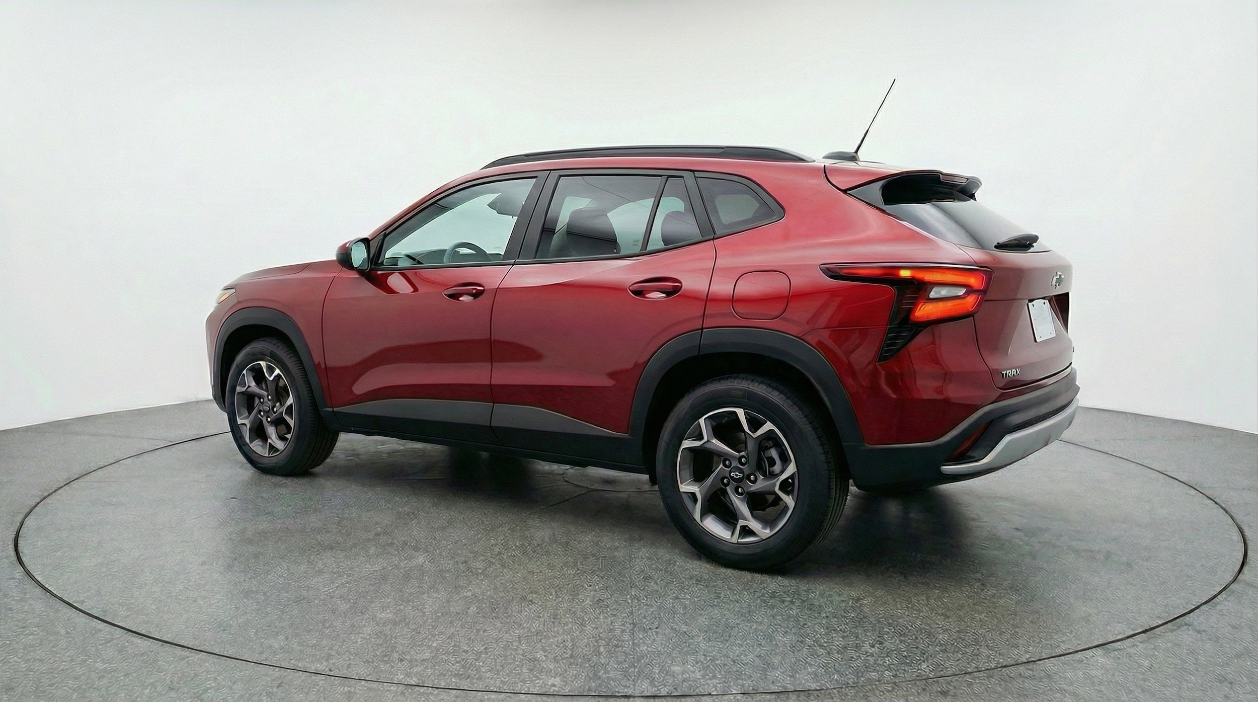 Thumbnail: 2025 Chevrolet Trax - 6