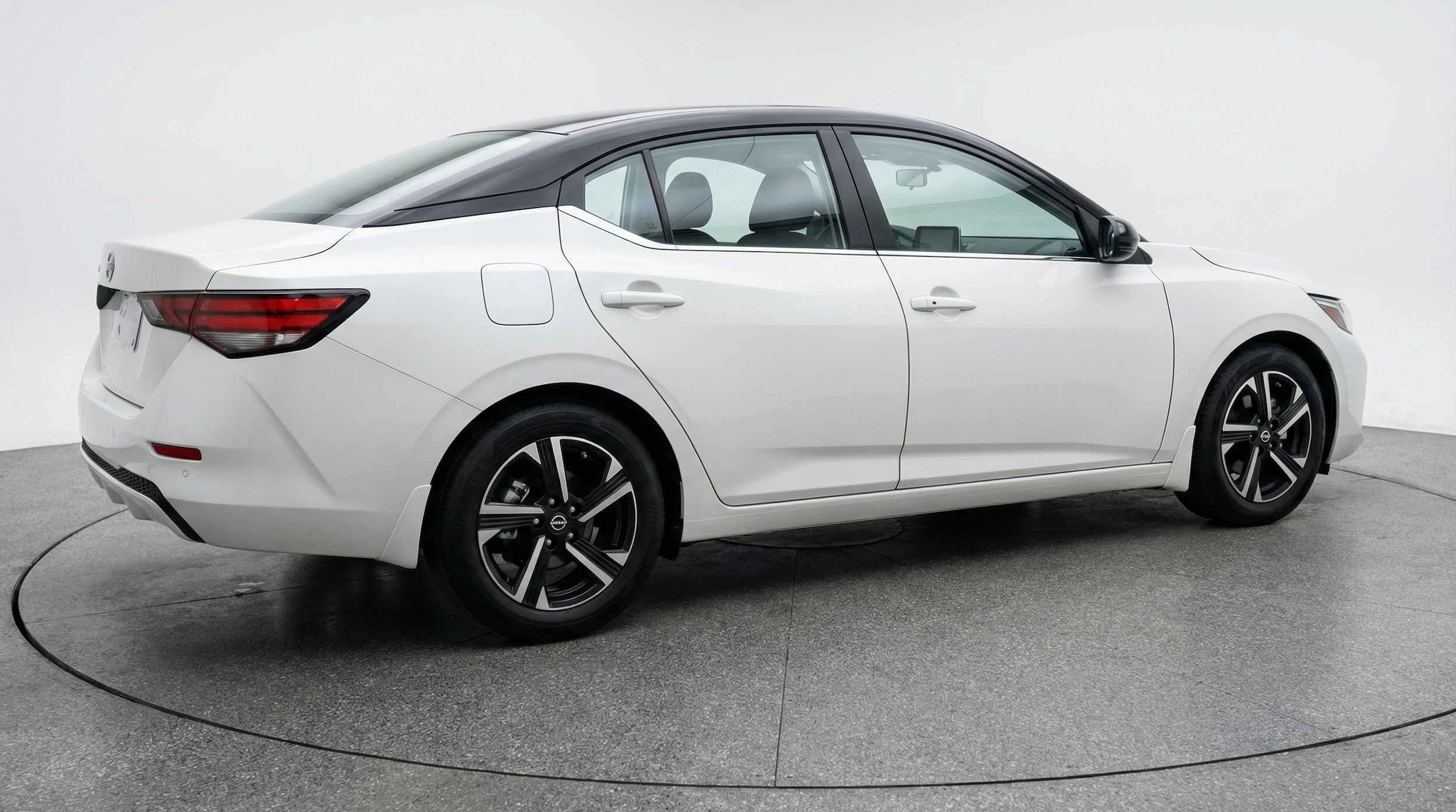 Thumbnail: 2025 Nissan Sentra - 9