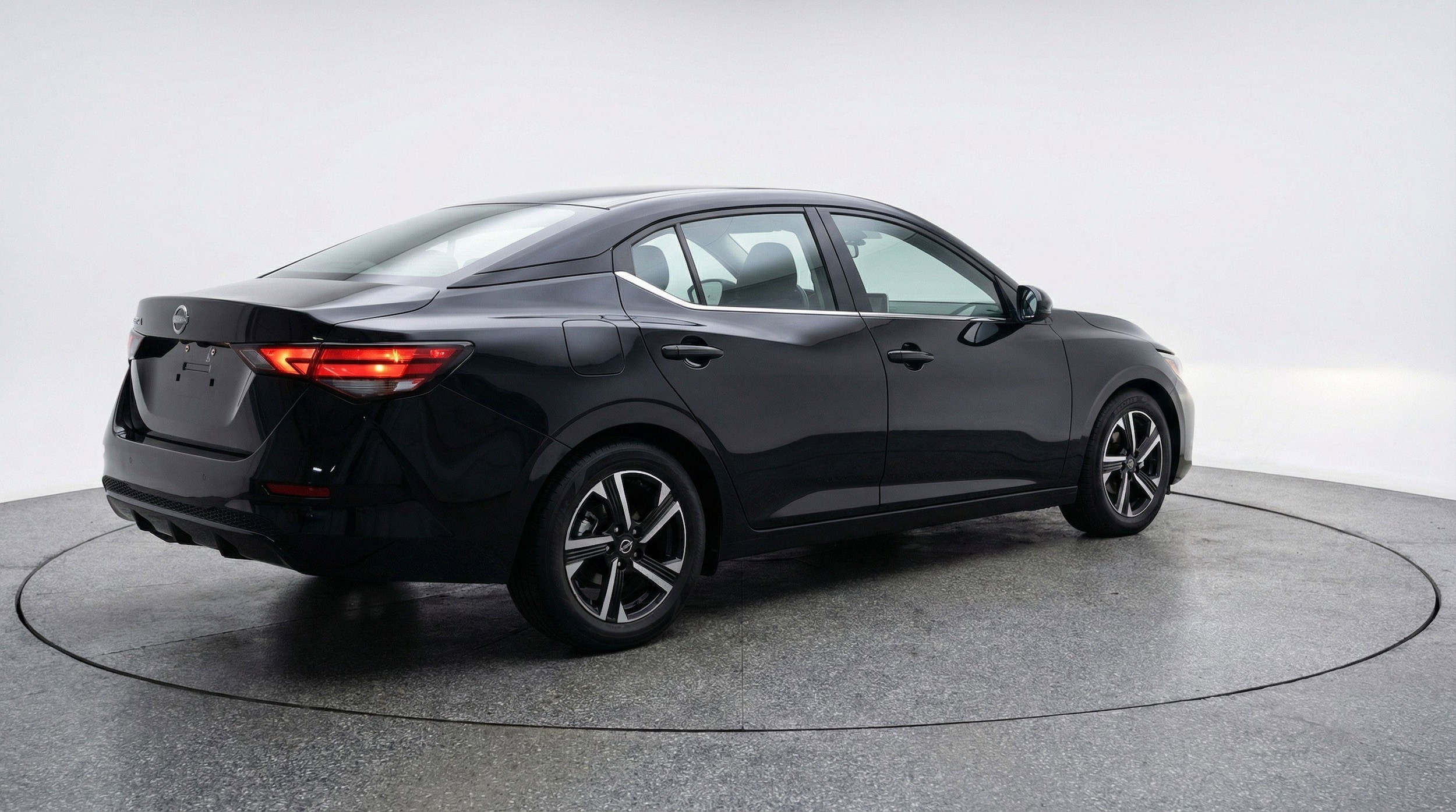 Thumbnail: 2025 Nissan Sentra - 9